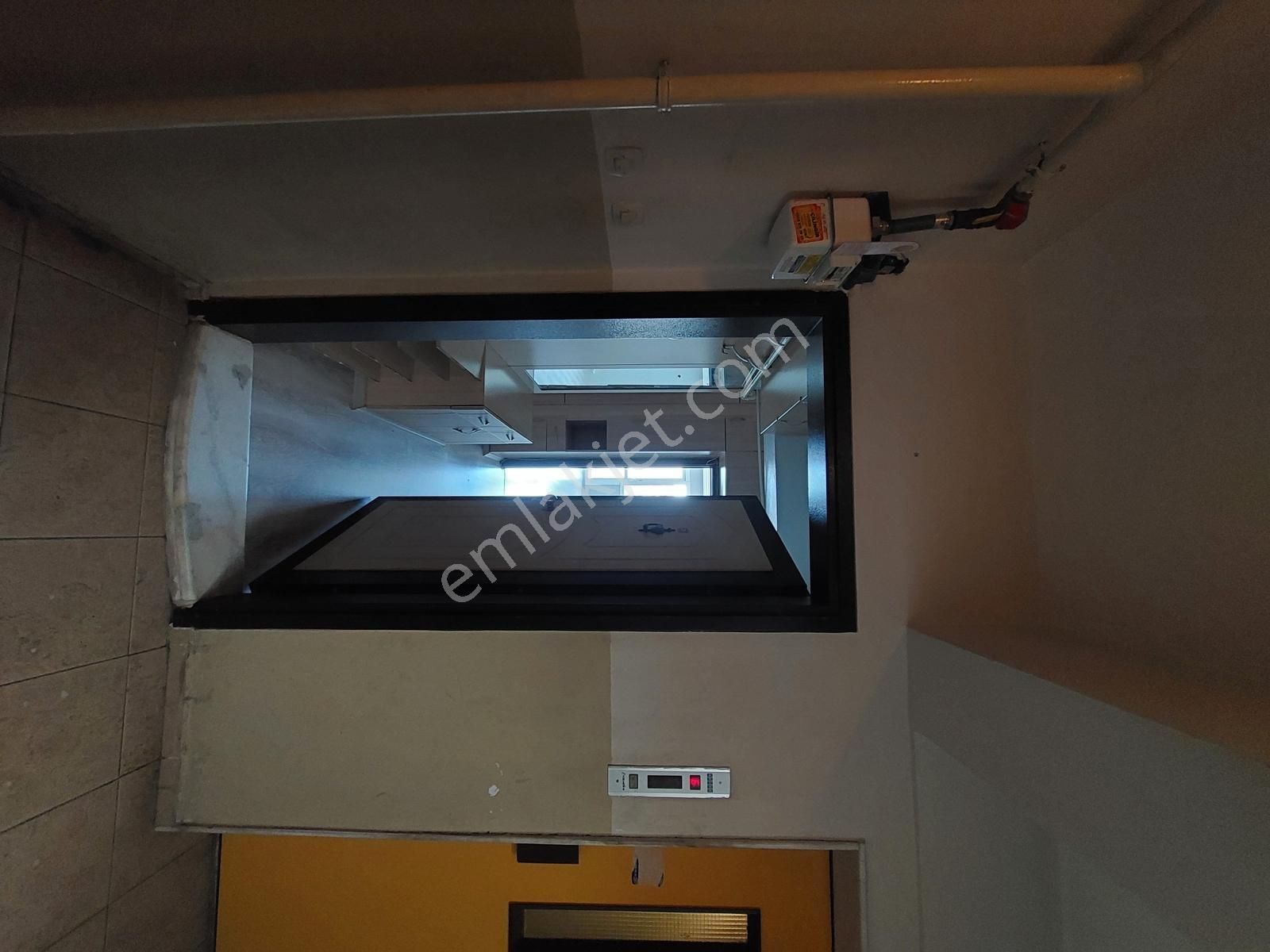 Karşıyaka Zübeyde Hnm Mah. Kiralık 3+1 D.gazlı Daire - Görsel 10