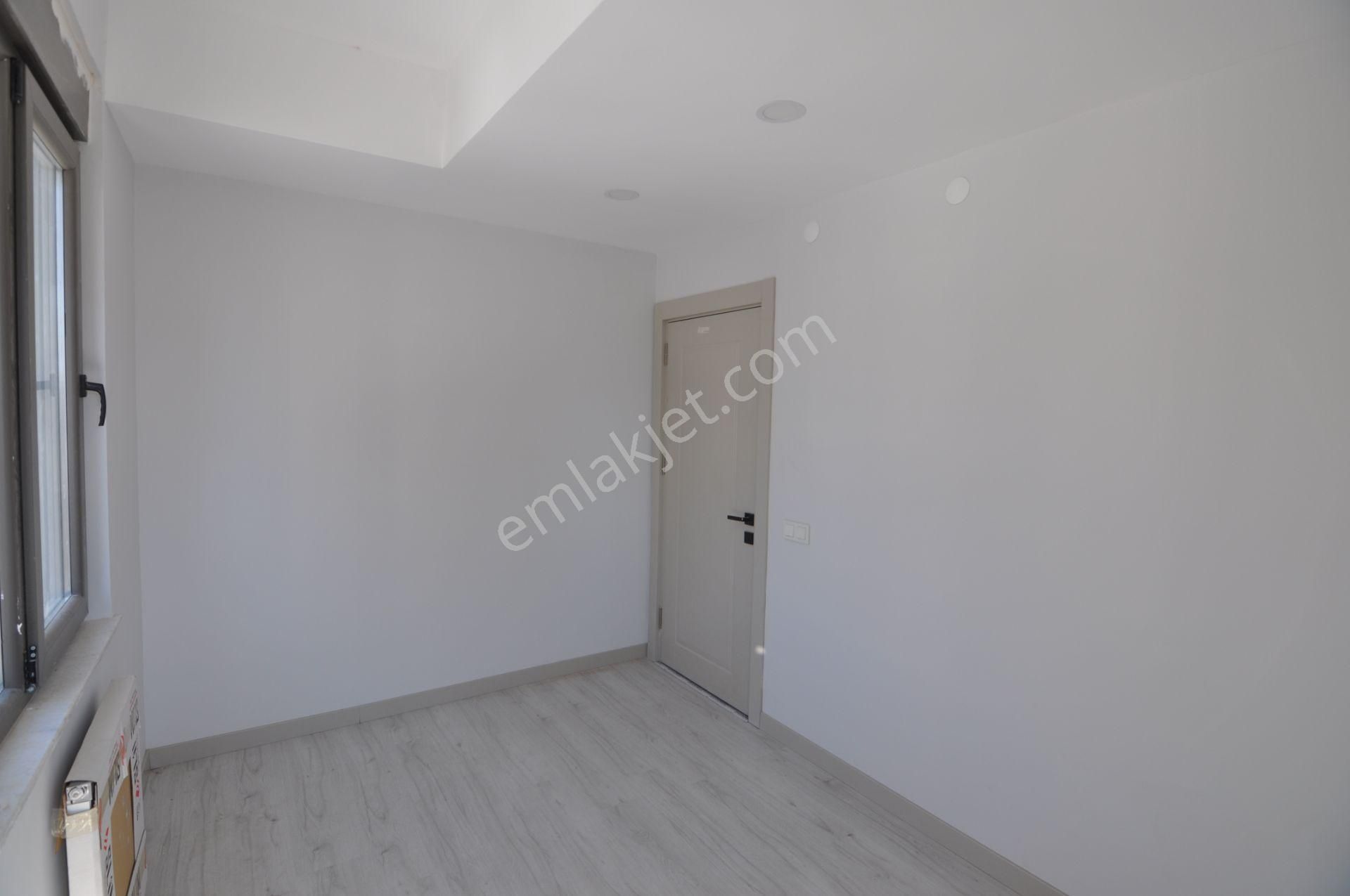 Göksu'da 2+1 Daire, Ebeveyn Banyolu - Görsel 17