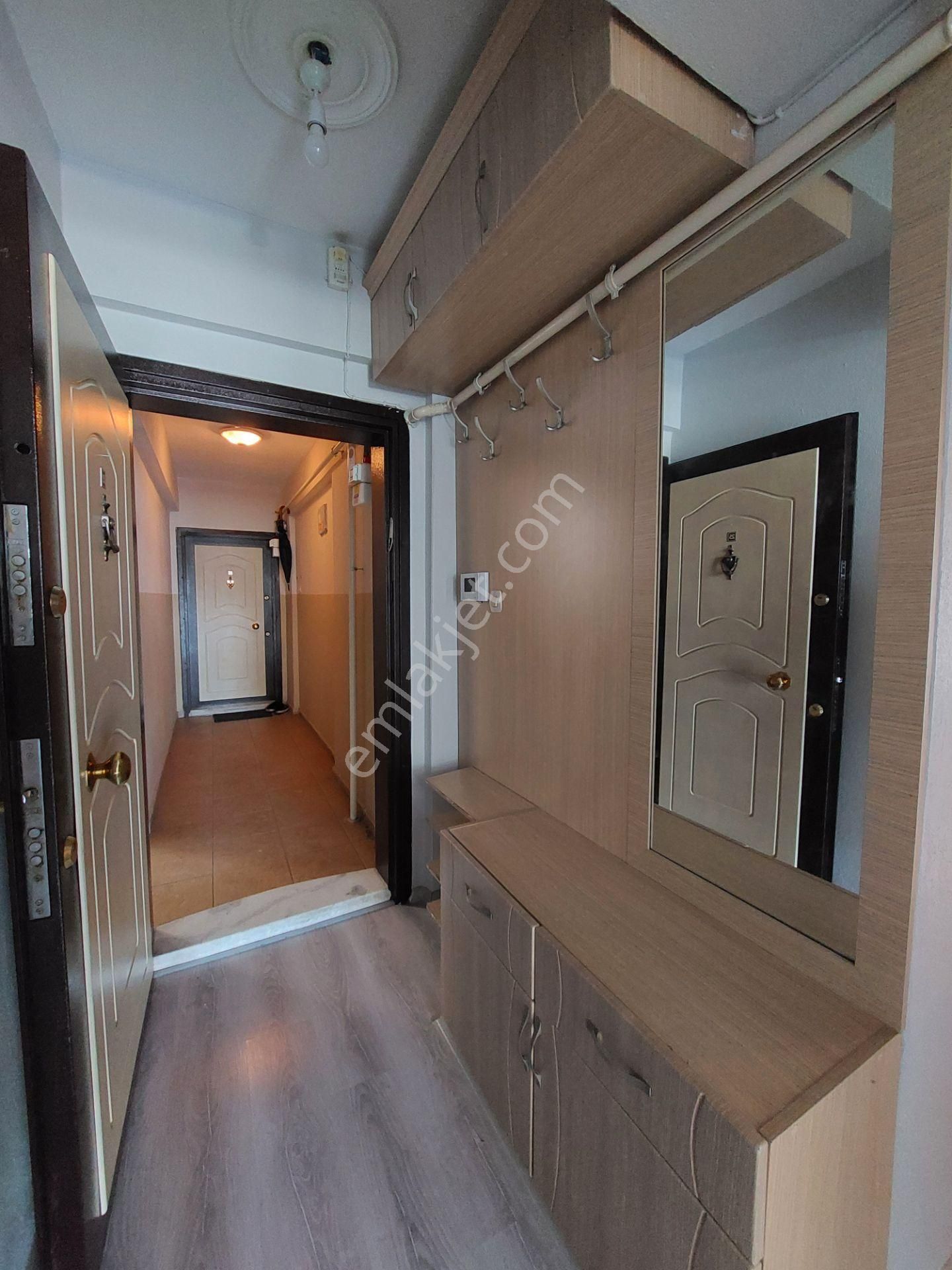 Karşıyaka Zübeyde Hnm Mah. Boş 3+1 Kiralık Daire Kanıt Emlaktan - Görsel 5