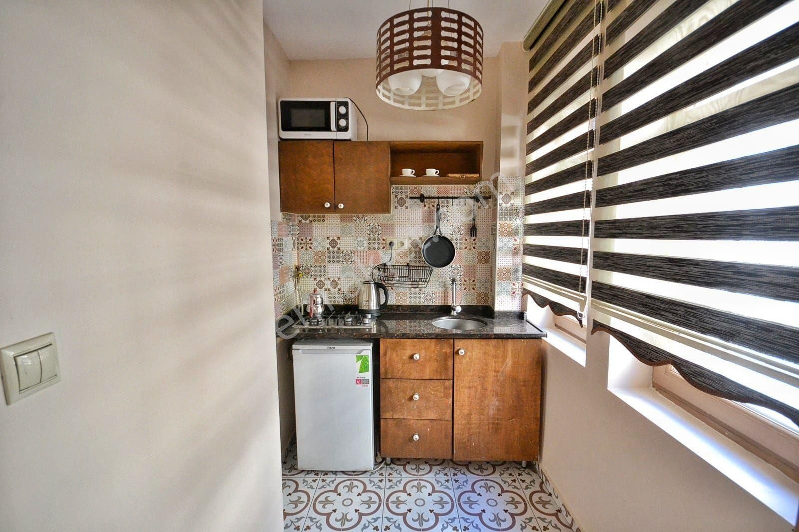 Beyoğlu Galatasaray Da 2 Kat Full Eşylı 1+1 Daire - Görsel 20