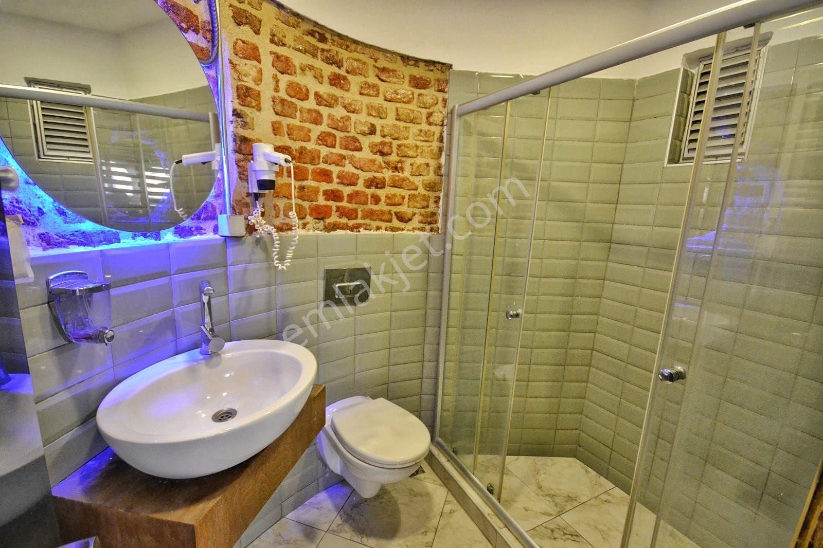 Beyoğlu Galatasaray Da 2 Kat Full Eşylı 1+1 Daire - Görsel 17