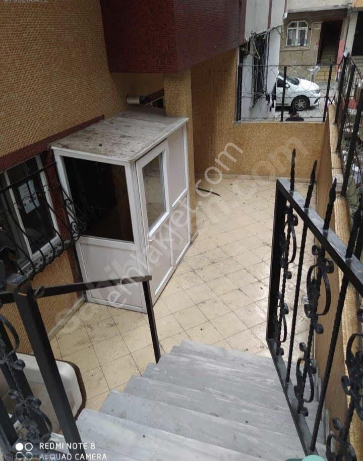 Yenibosna Pazarpazarinda 1+1 Bahcekat - Görsel 8