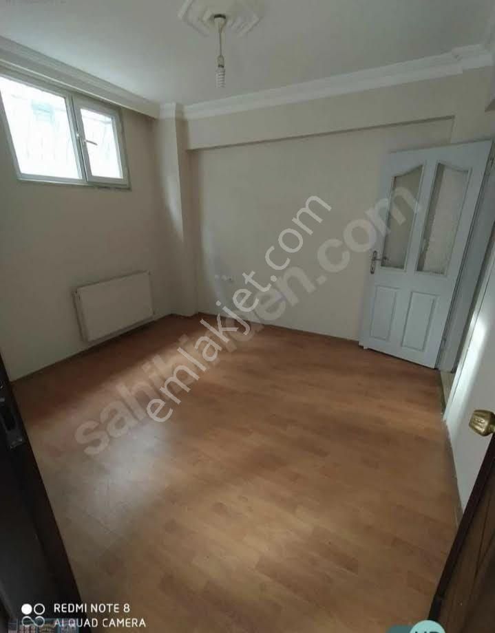 Yenibosna Pazarpazarinda 1+1 Bahcekat - Görsel 14