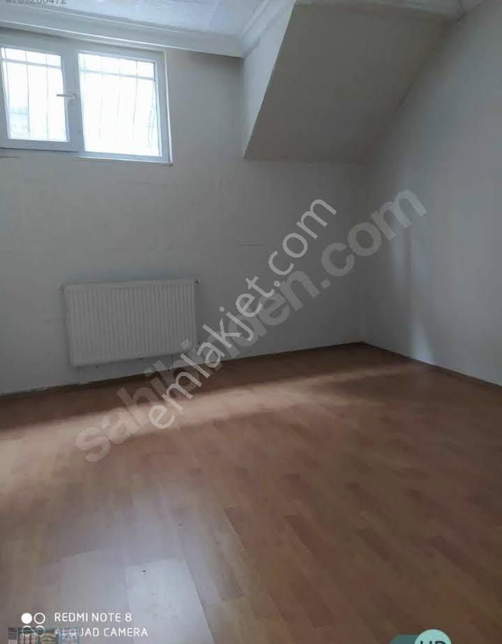 Yenibosna Pazarpazarinda 1+1 Bahcekat - Görsel 12