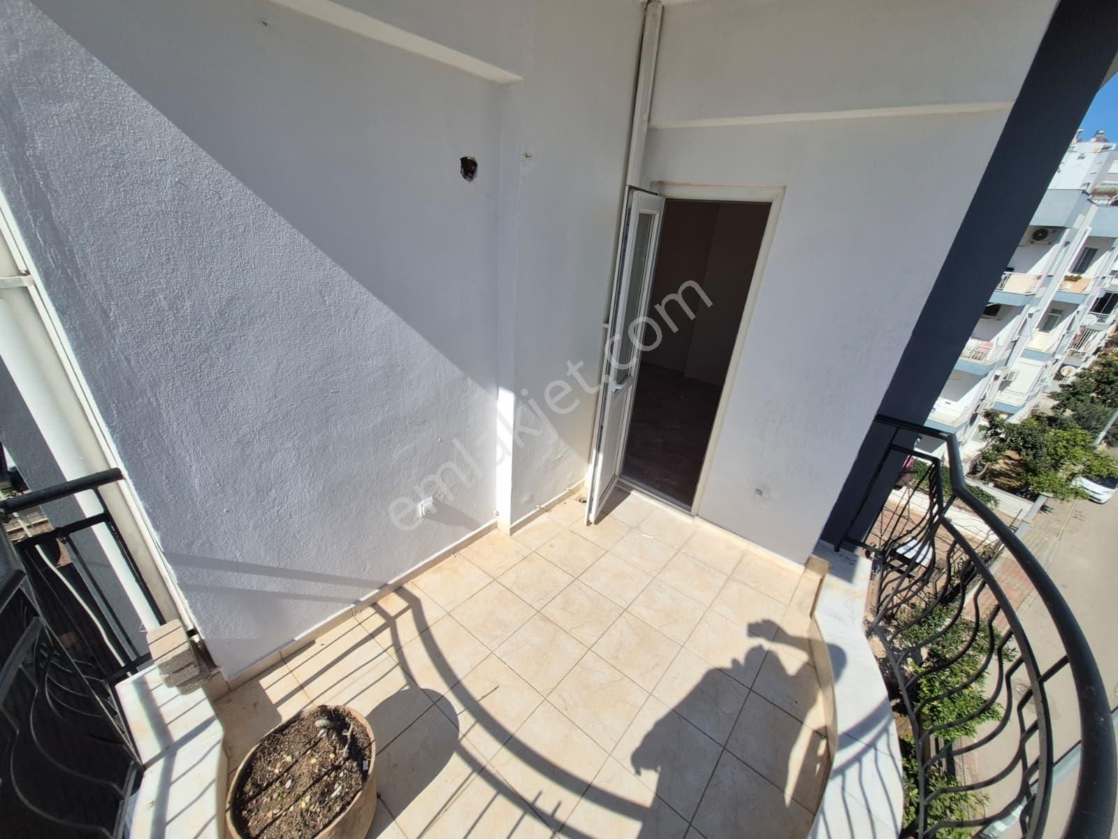 Dutlubahçe Mh. 3.kat 5+1 Kiralık Asansörlü Dubleks - Görsel 20