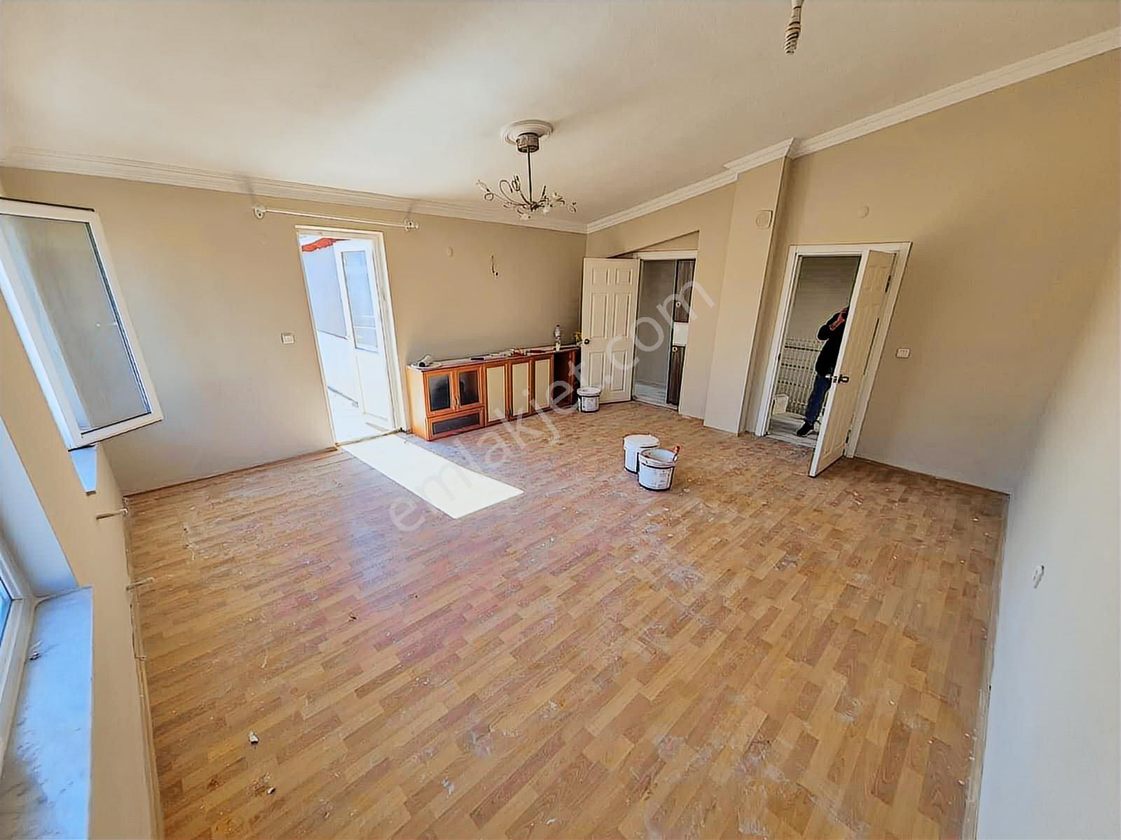 Dutlubahçe Mh. 3.kat 5+1 Kiralık Asansörlü Dubleks - Görsel 27