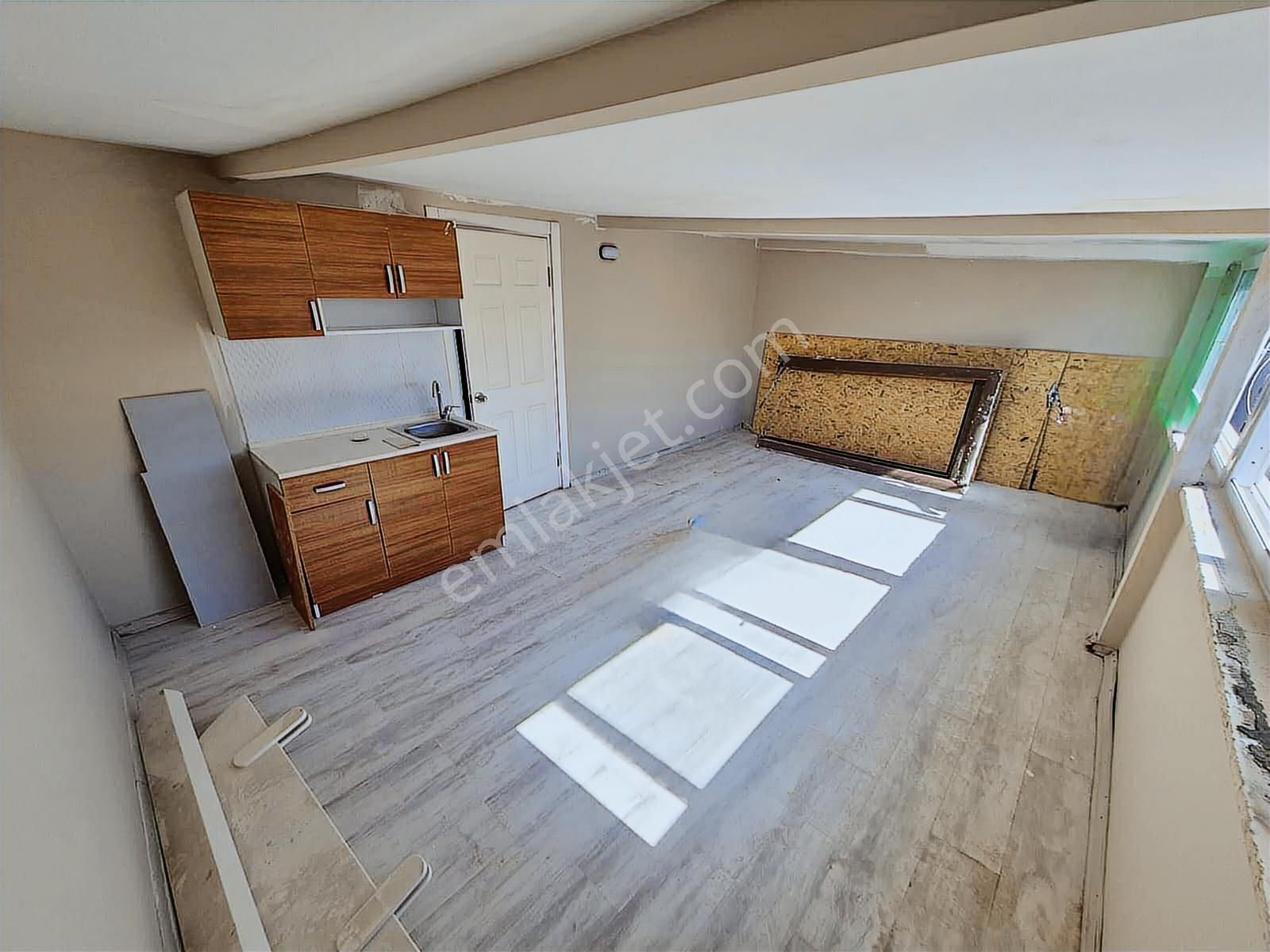 Dutlubahçe Mh. 3.kat 5+1 Kiralık Asansörlü Dubleks - Görsel 8