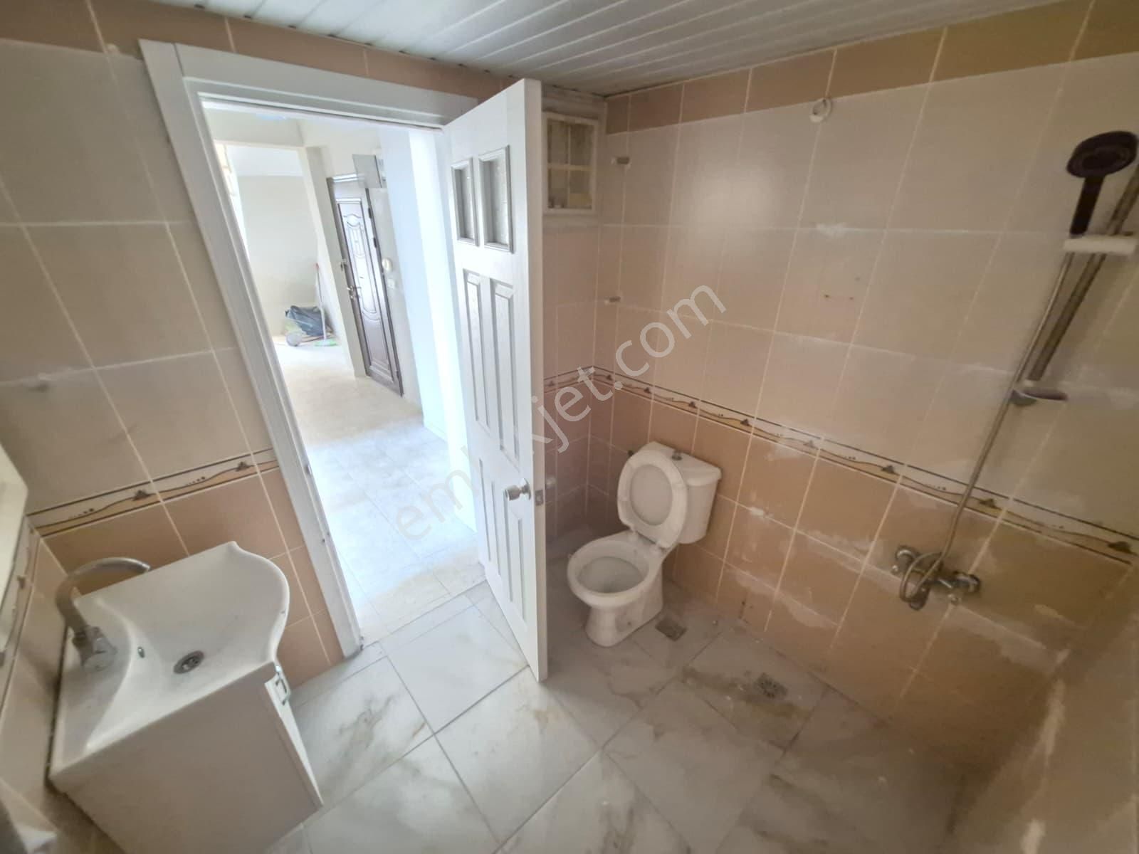 Dutlubahçe Mh. 3.kat 5+1 Kiralık Asansörlü Dubleks - Görsel 9