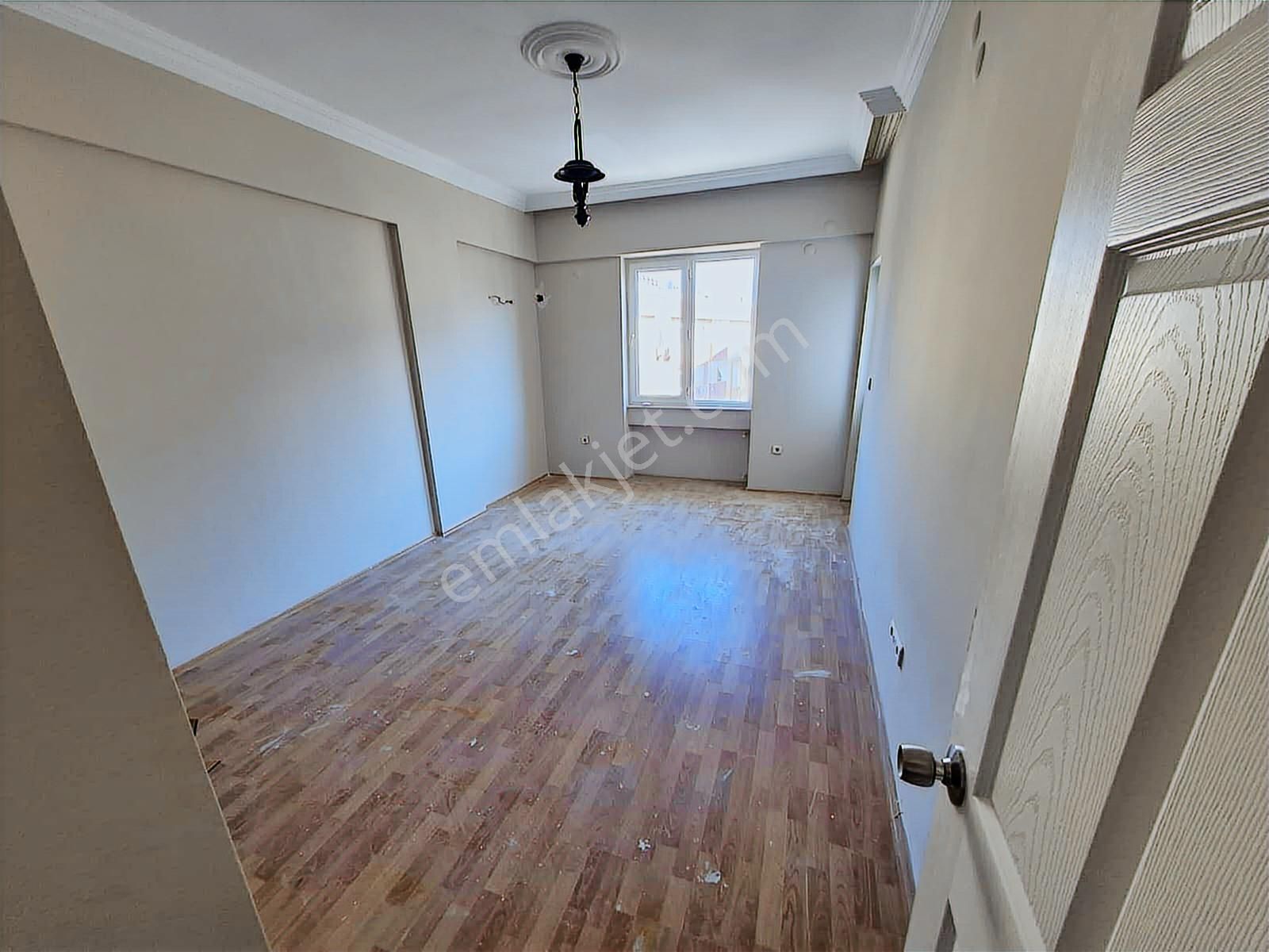 Dutlubahçe Mh. 3.kat 5+1 Kiralık Asansörlü Dubleks - Görsel 17