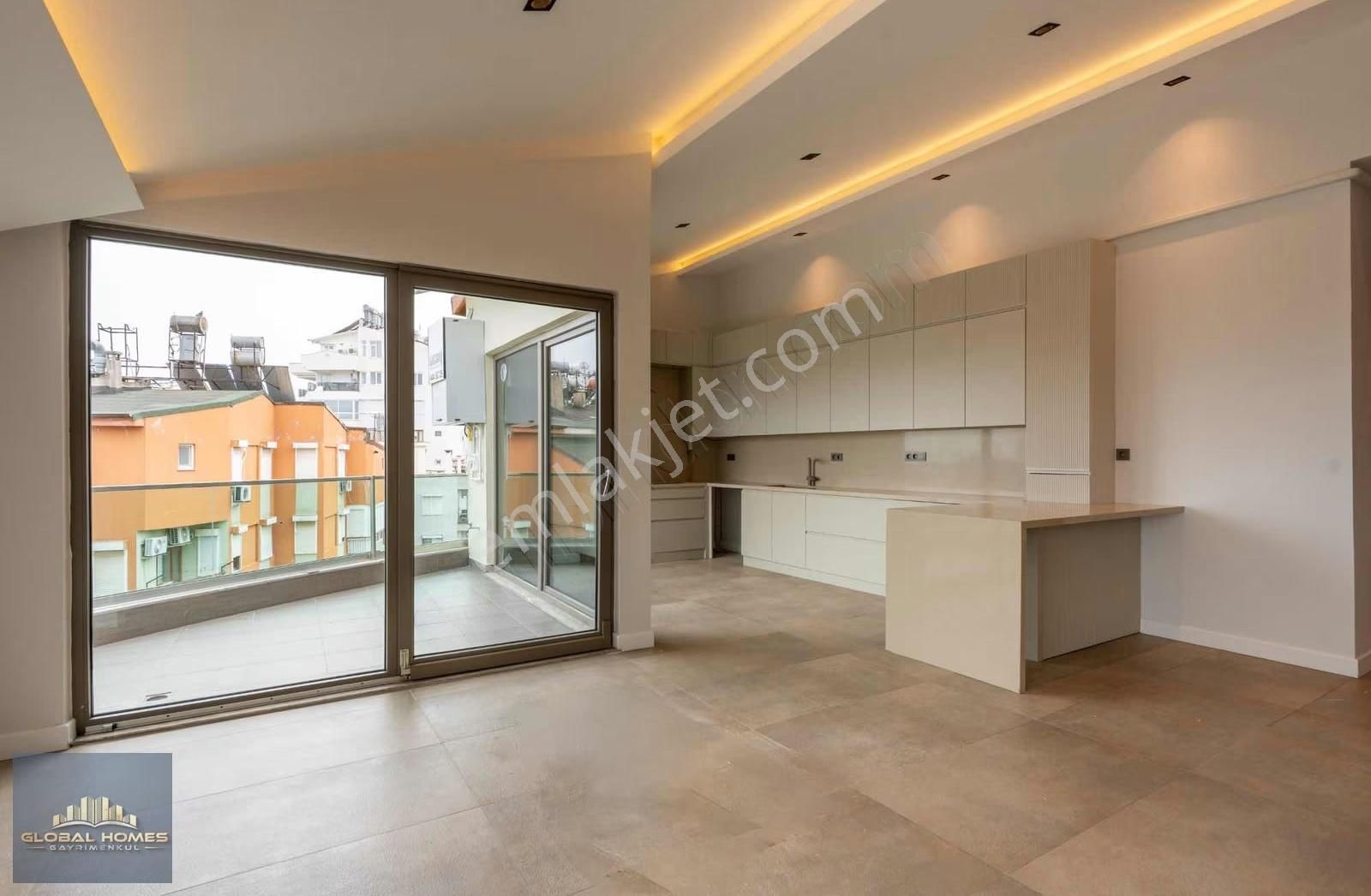 Deniz Manzaralı 4+2 Ultra Lüks Dubleks Kiralık Daire - Görsel 2