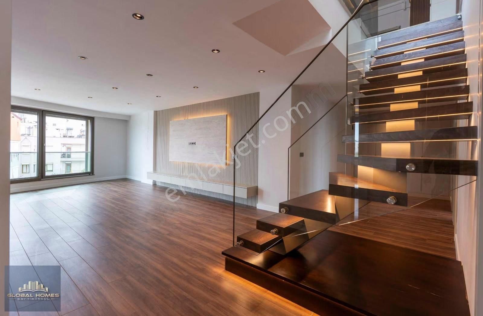 Deniz Manzaralı 4+2 Ultra Lüks Dubleks Kiralık Daire