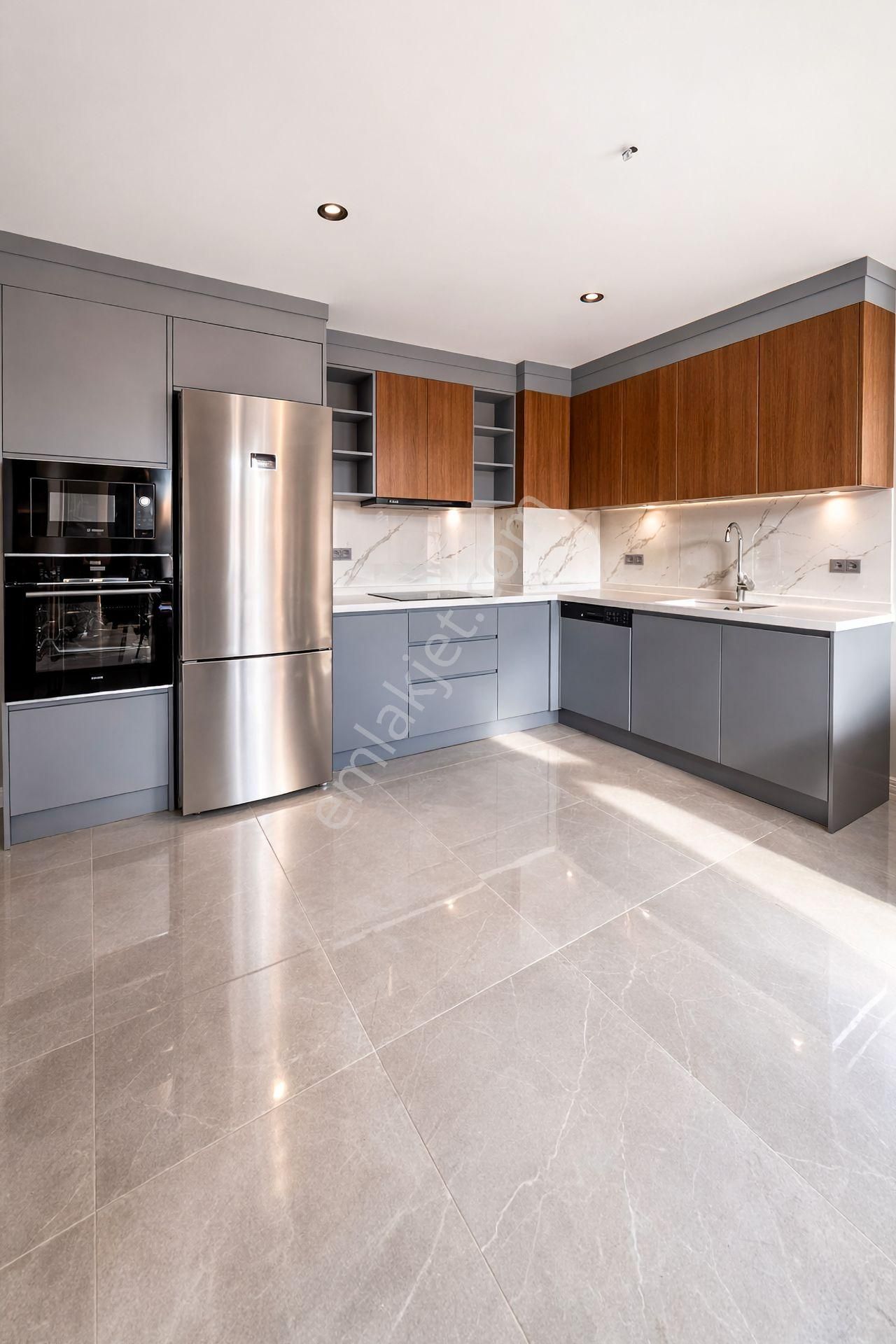 Obagöl’de Yeni Havuzlu Sitede 1+1 Sıfır Eşyalı Daire