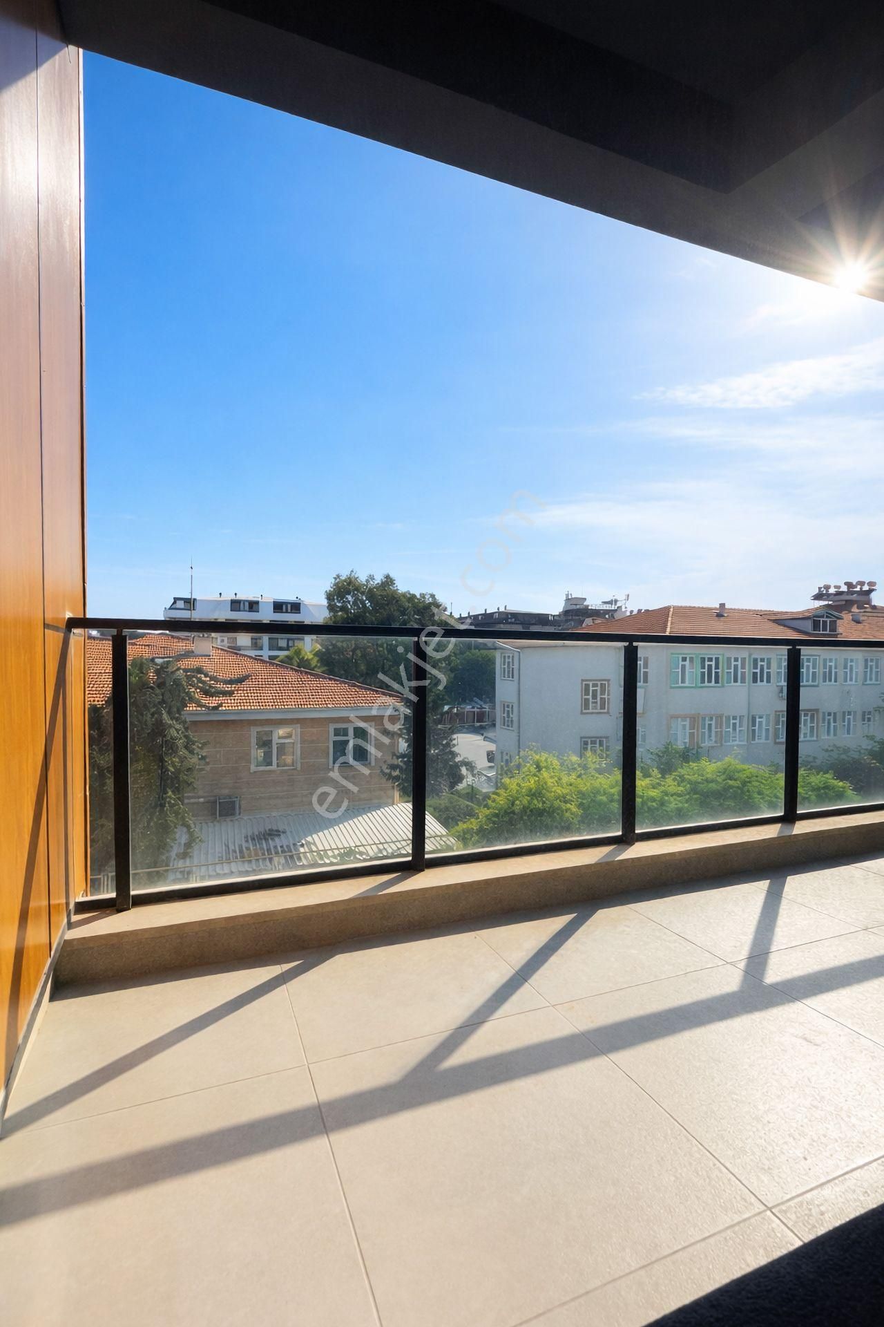 Obagöl’de Yeni Havuzlu Sitede 1+1 Sıfır Eşyalı Daire - Görsel 8