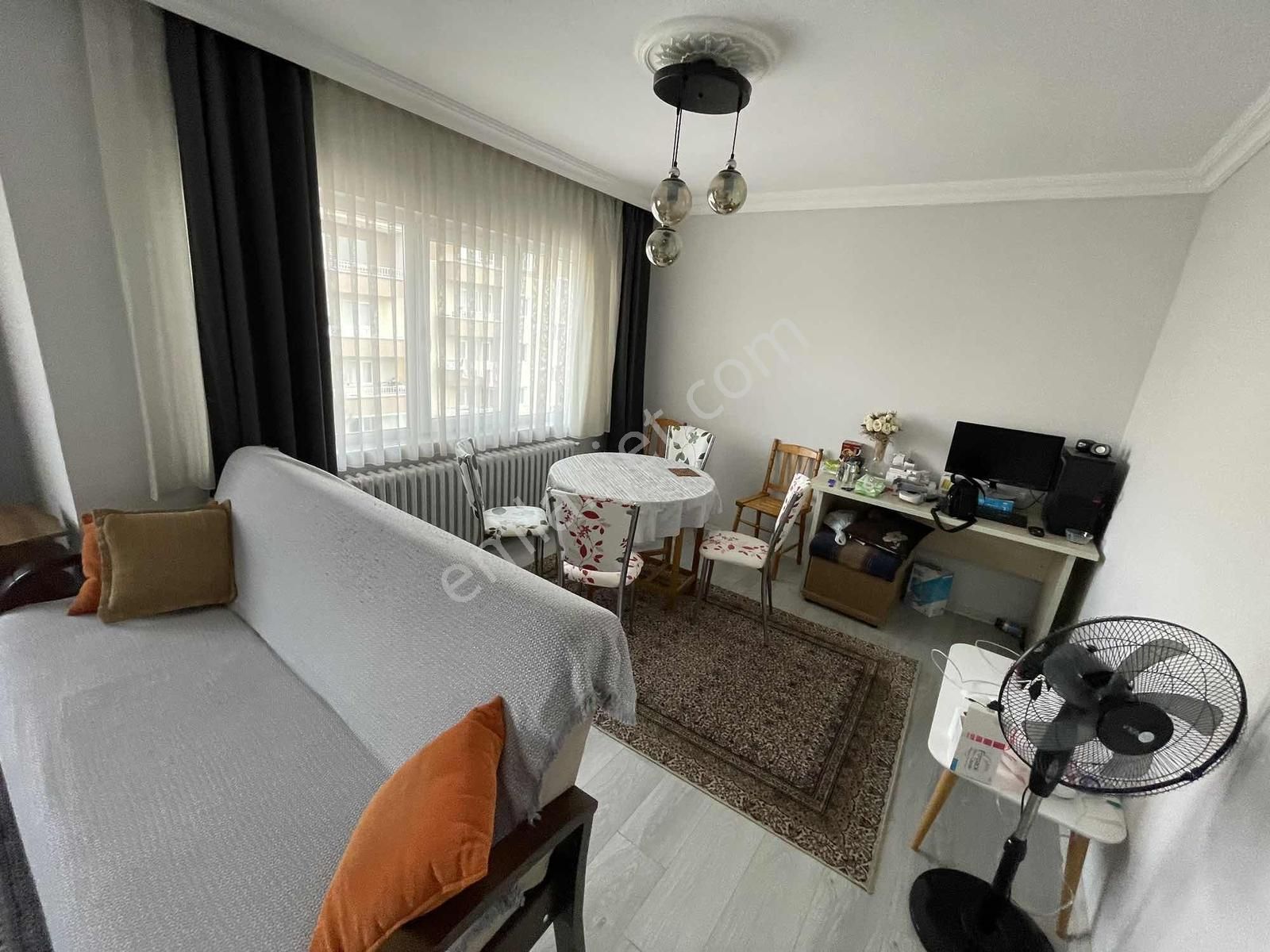 Alc Den Metronun Dibinde Salon Bagımsız Yapılı Daire 3+1 Siteiçi - Görsel 9