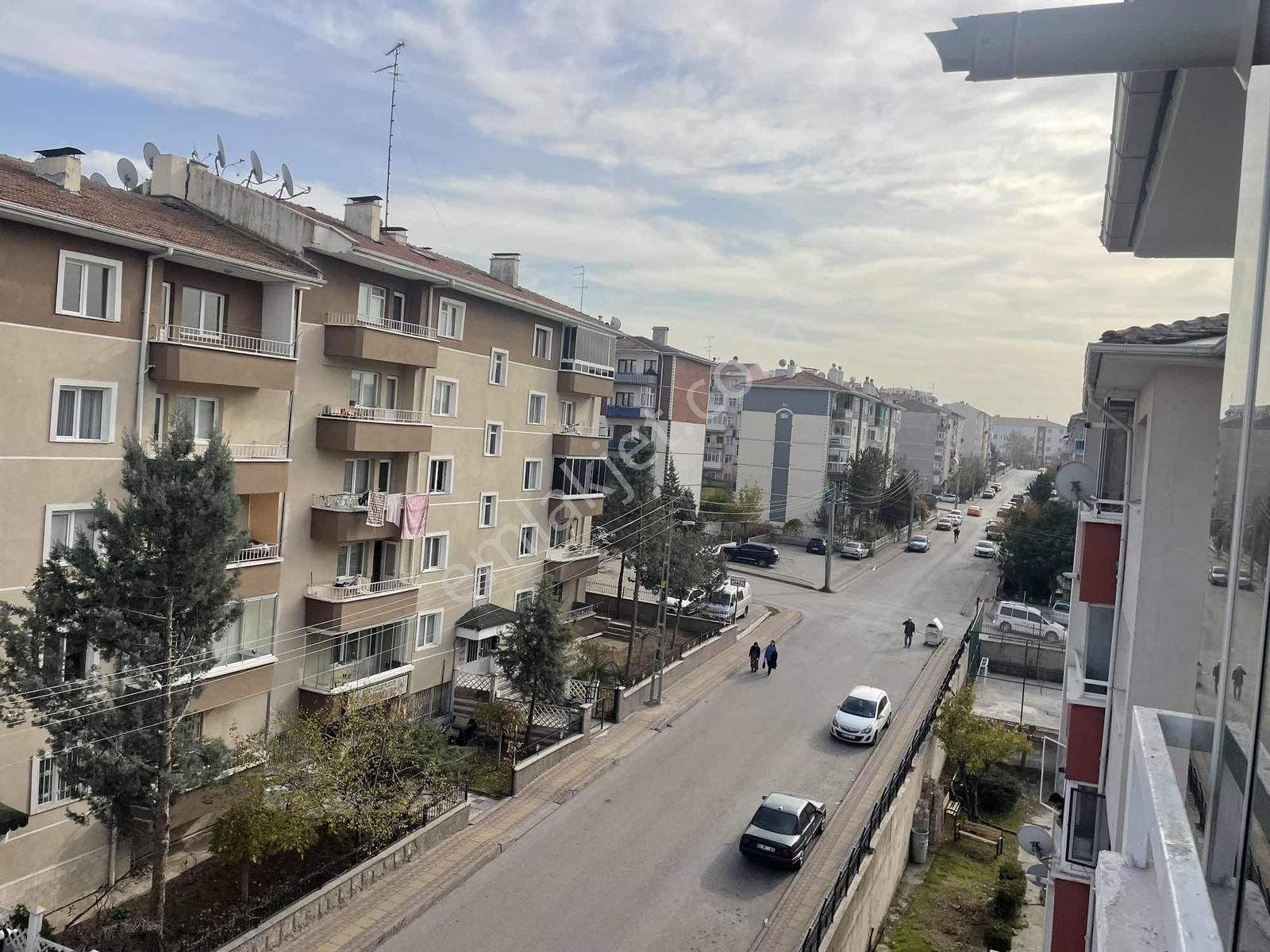 Alc Den Metronun Dibinde Salon Bagımsız Yapılı Daire 3+1 Siteiçi - Görsel 8