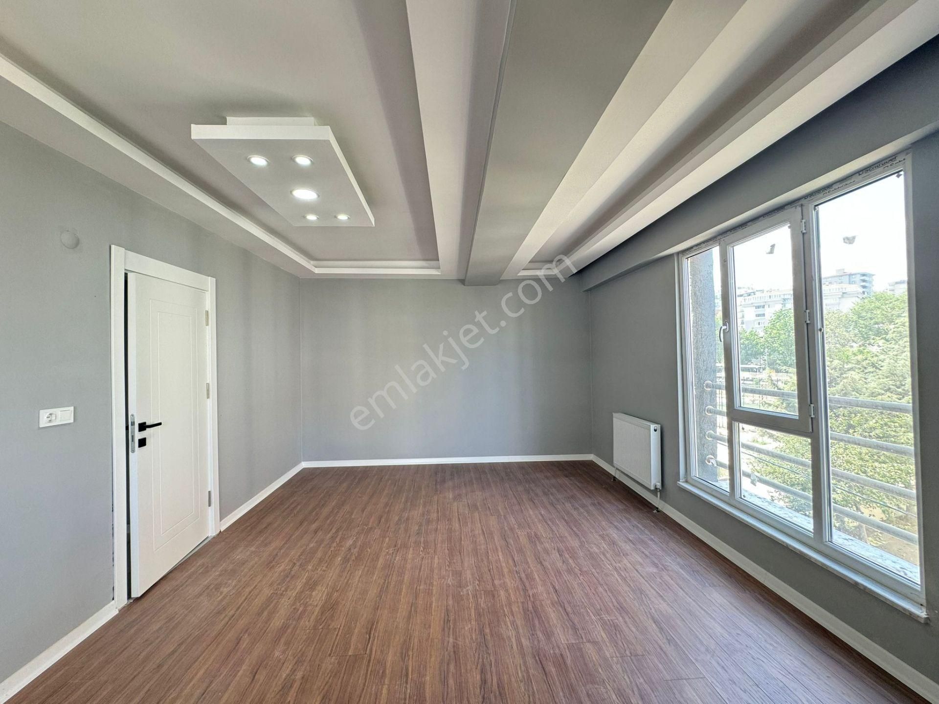 Çerkezköy İstasyon Mah'de Butik Site İçerisinde Kiralık 3+1 Öncephe Daire - Görsel 2