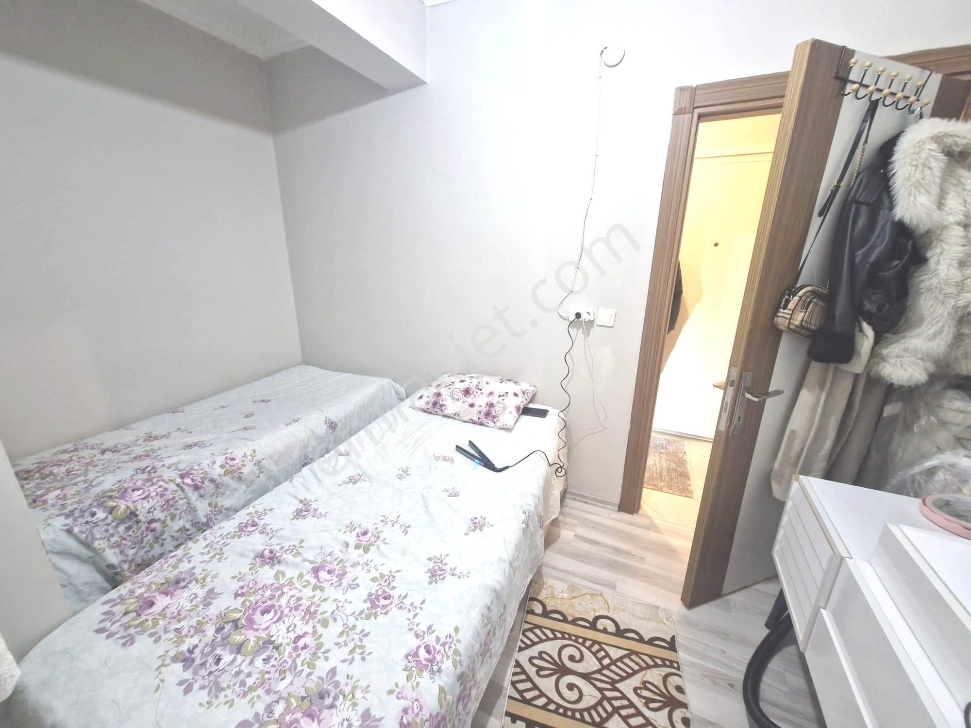 Mevlana Camii Yakını Satılık 1+1 Yüksek Giriş Kat Mülkiyetli - Görsel 6