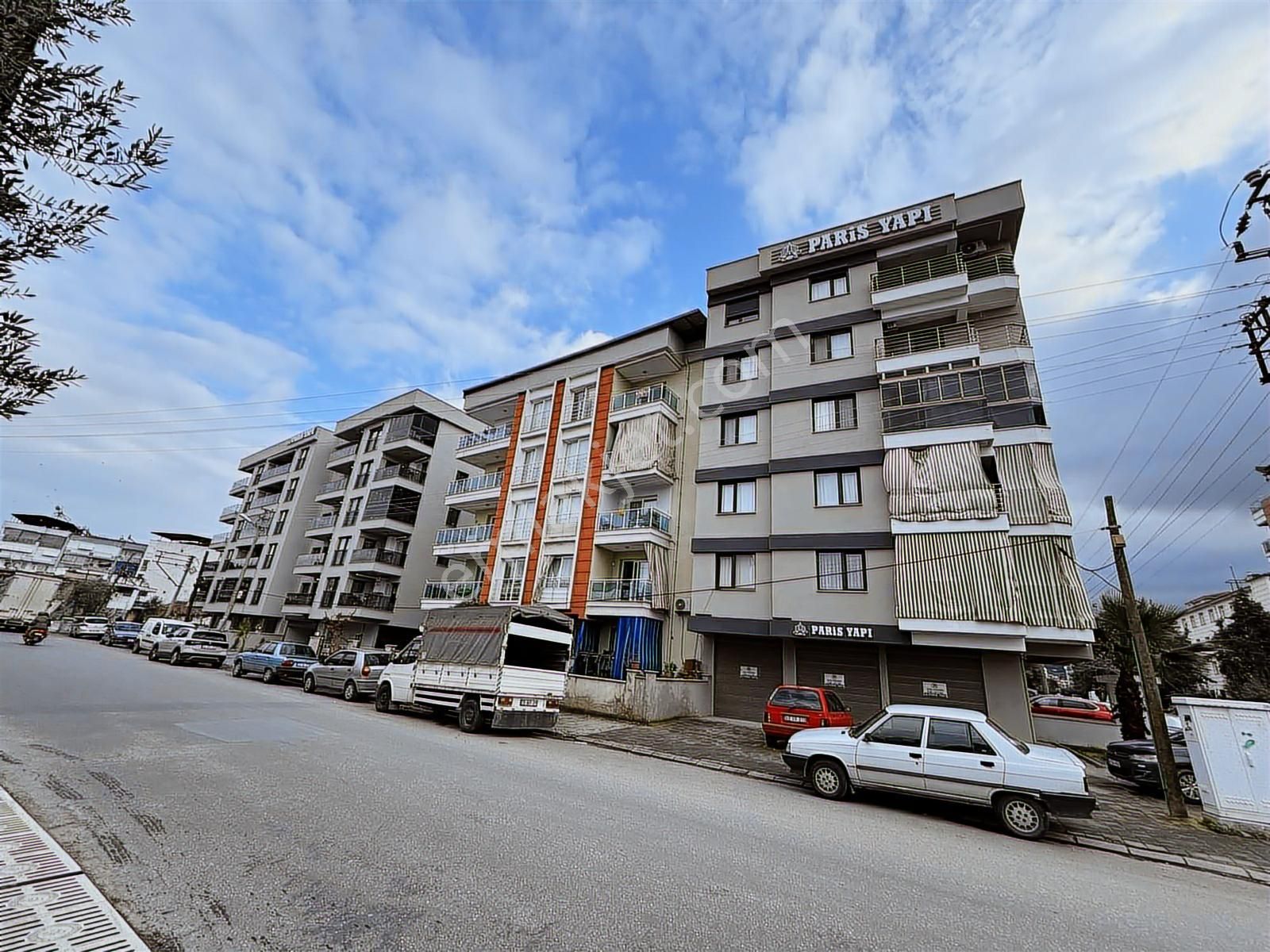 Salihli Satılık 3+1 Daire Yörük Mahallesi Gürsel Caddesi - Görsel 2