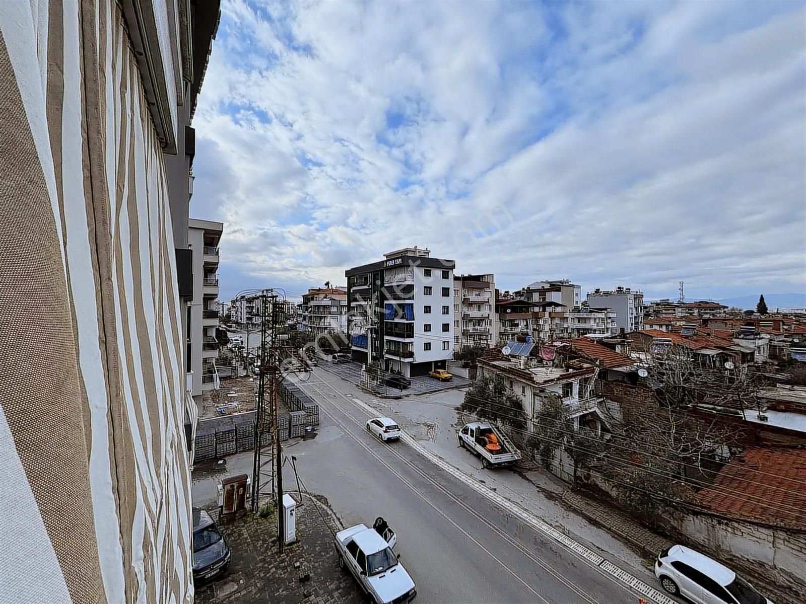 Salihli Satılık 3+1 Daire Yörük Mahallesi Gürsel Caddesi - Görsel 33