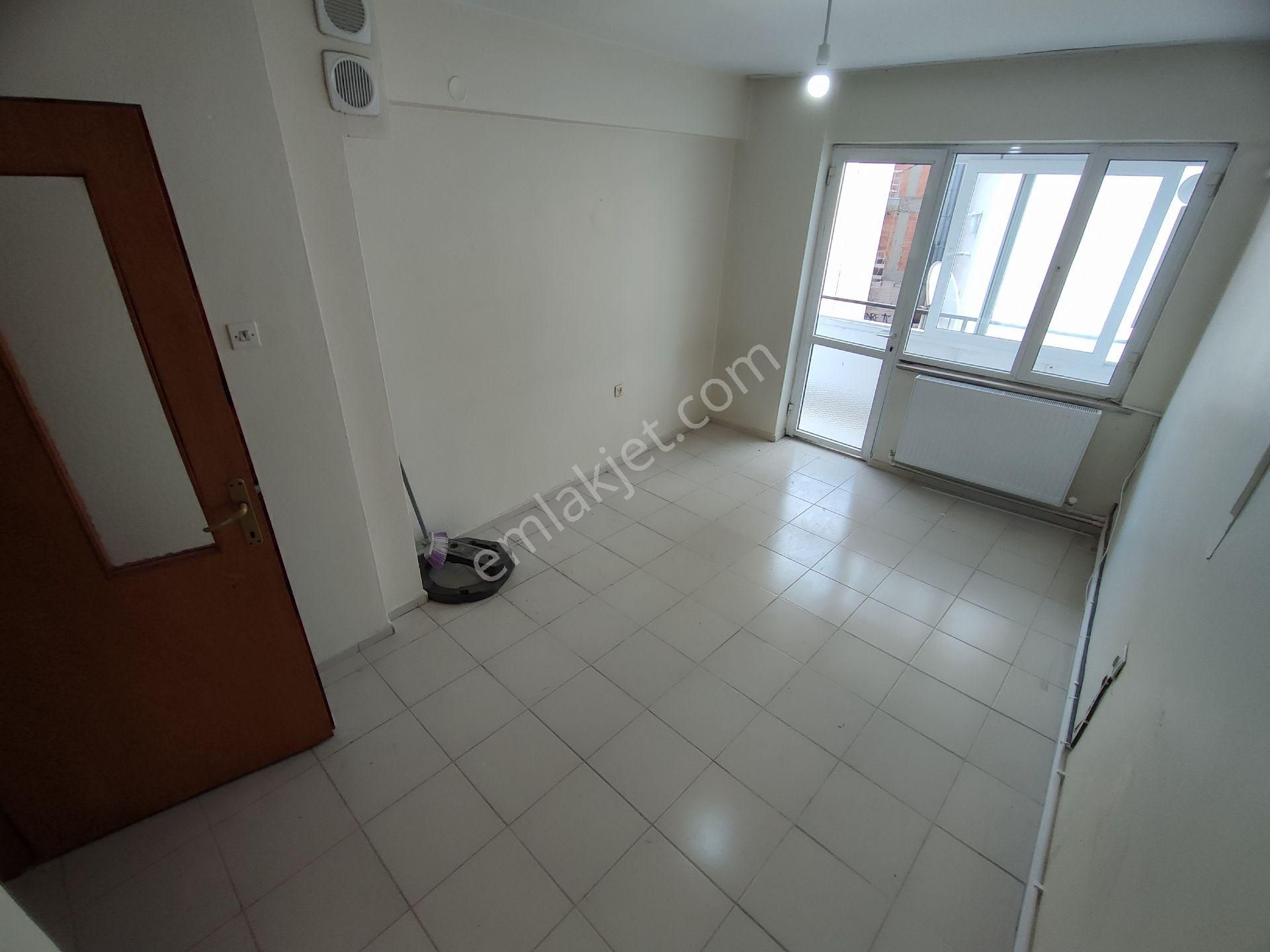 Kardeşten Edremit Merkezde Doğalgazlı Ayrı Mutfaklı Ara Kat Geniş 3+1 Daire - Görsel 20