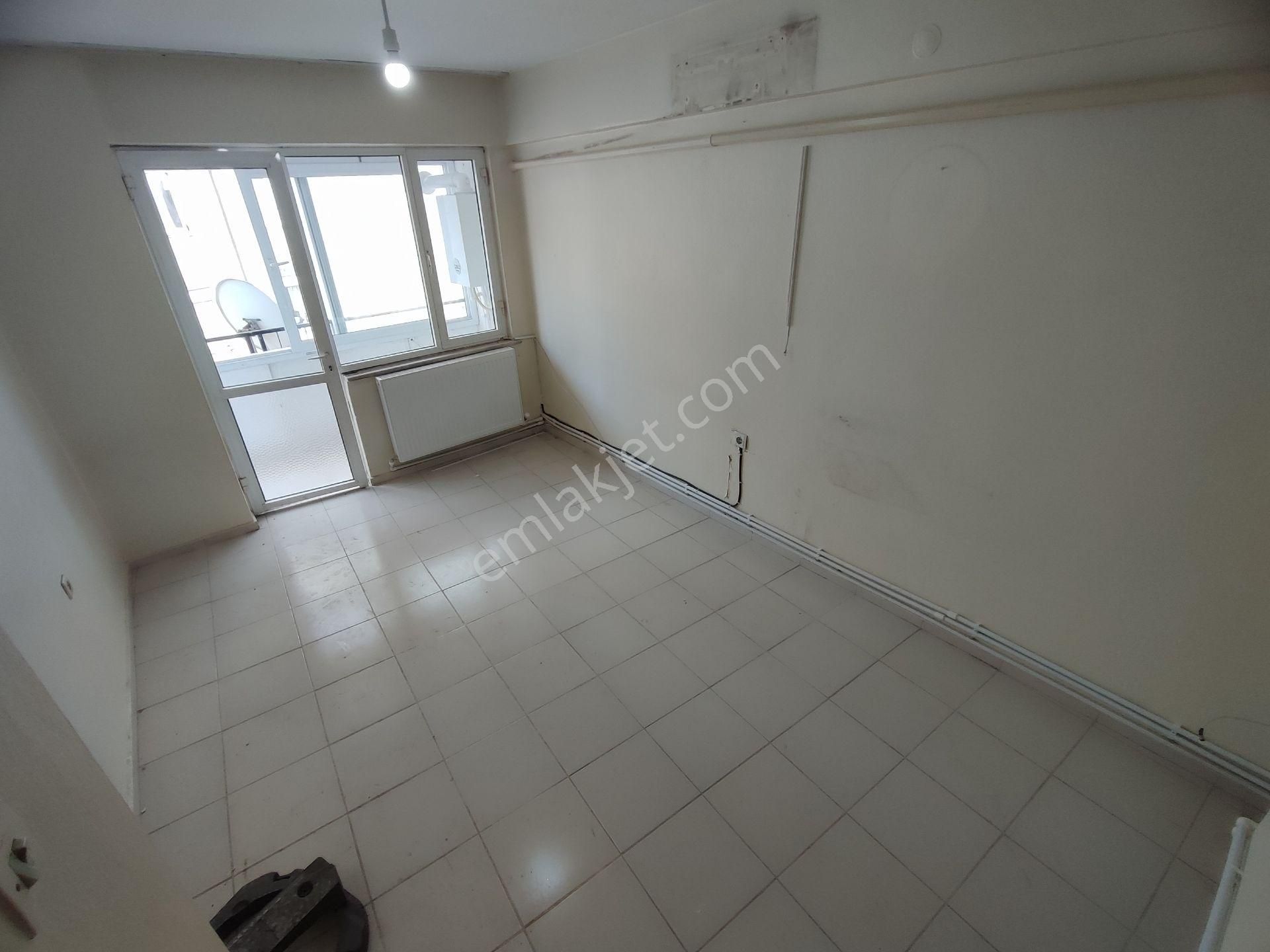 Kardeşten Edremit Merkezde Doğalgazlı Ayrı Mutfaklı Ara Kat Geniş 3+1 Daire - Görsel 19