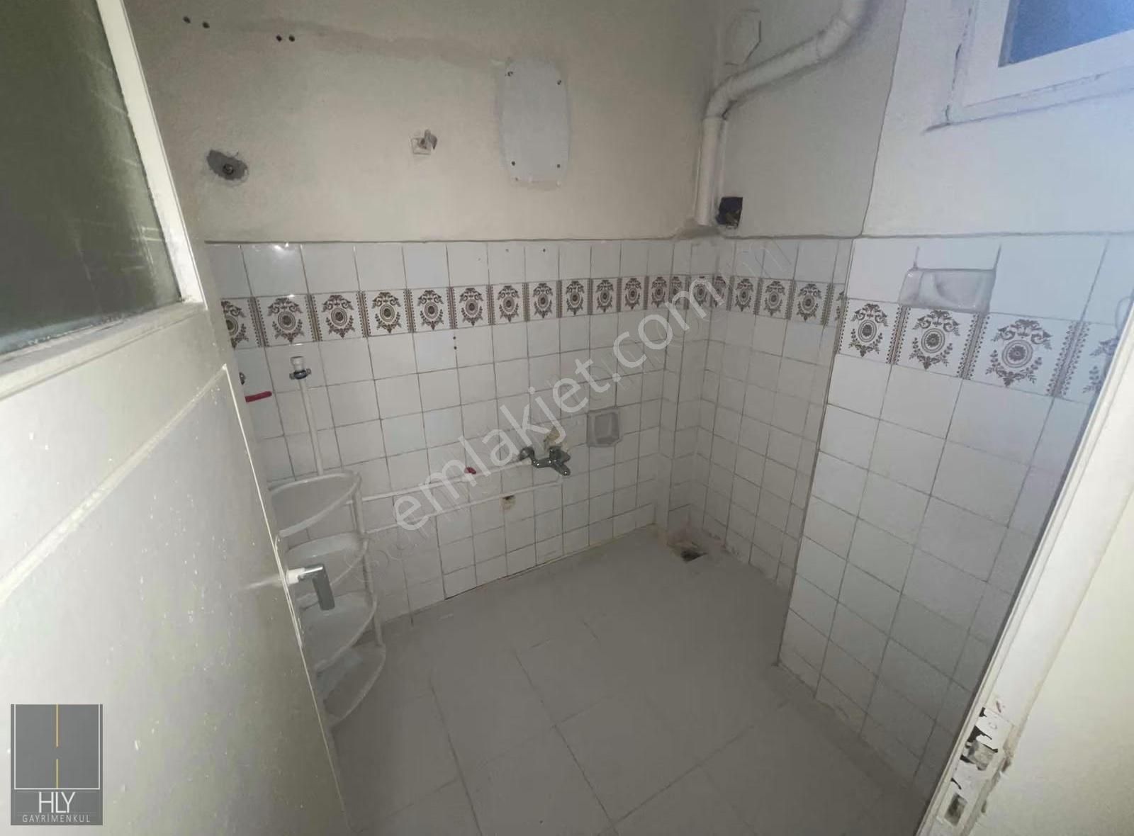 Hly Gayrimenkulden Altıeylül Mh.de 2+1 95 M² Satılık Daire - Görsel 4
