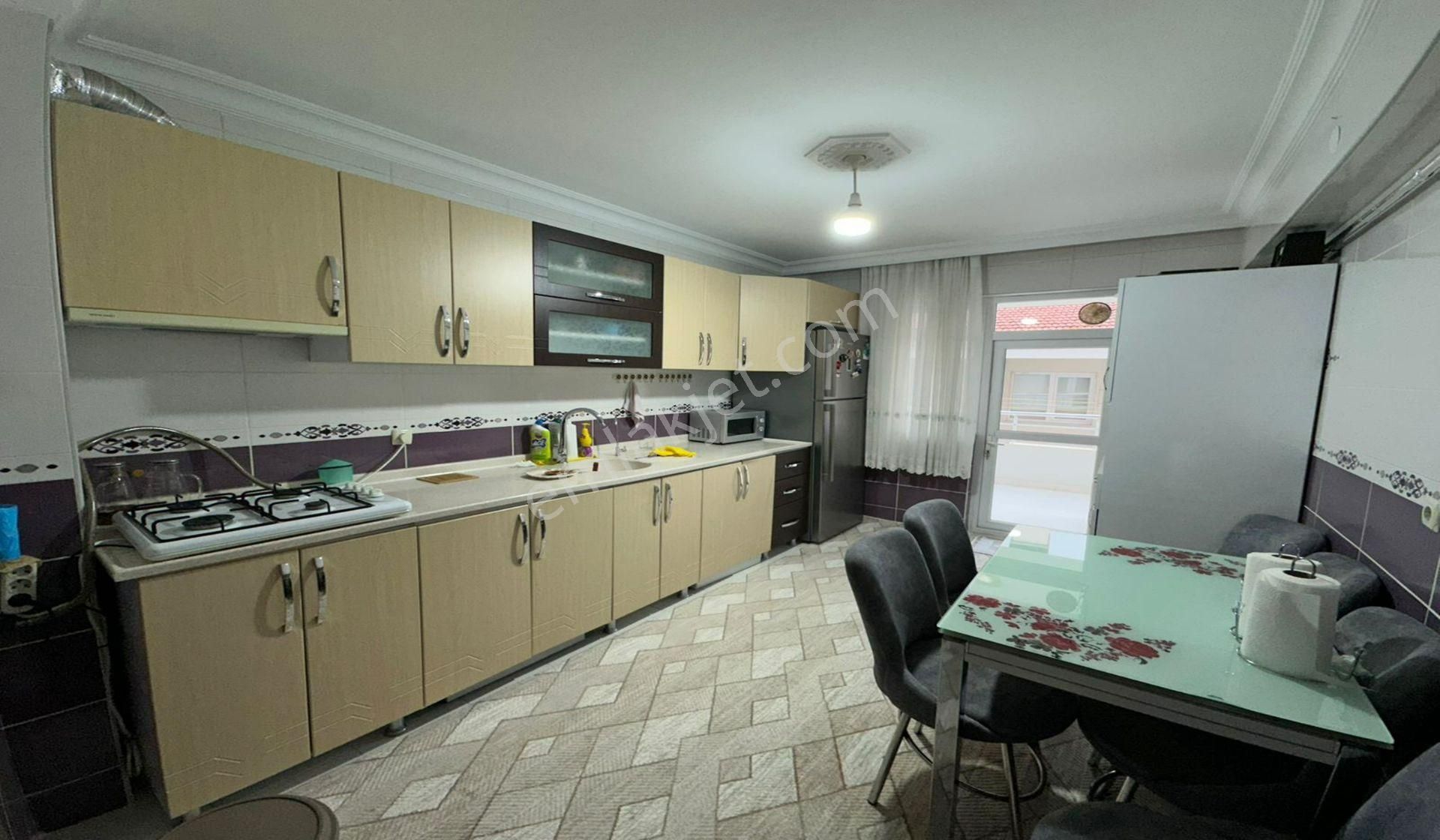 Bademlikde Park Manzaralı Geniş 3+1 Yeni Binada Asansörlü - Görsel 4