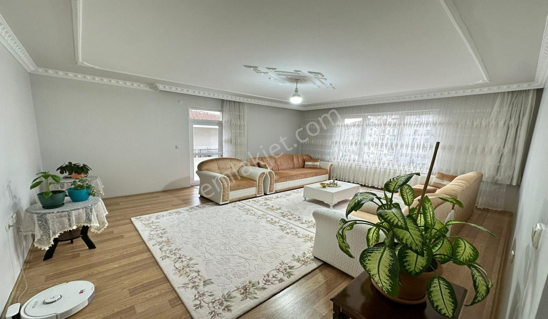 Bademlikde Park Manzaralı Geniş 3+1 Yeni Binada Asansörlü - Görsel 9