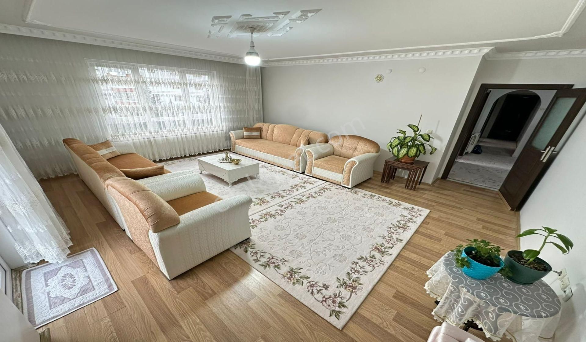 Bademlikde Park Manzaralı Geniş 3+1 Yeni Binada Asansörlü - Görsel 11