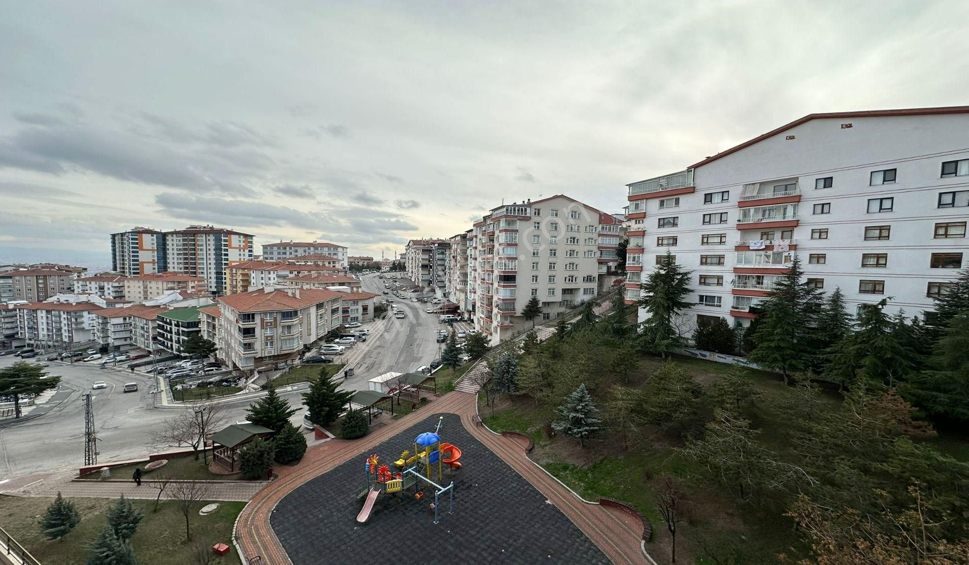 Bademlikde Park Manzaralı Geniş 3+1 Yeni Binada Asansörlü - Görsel 19