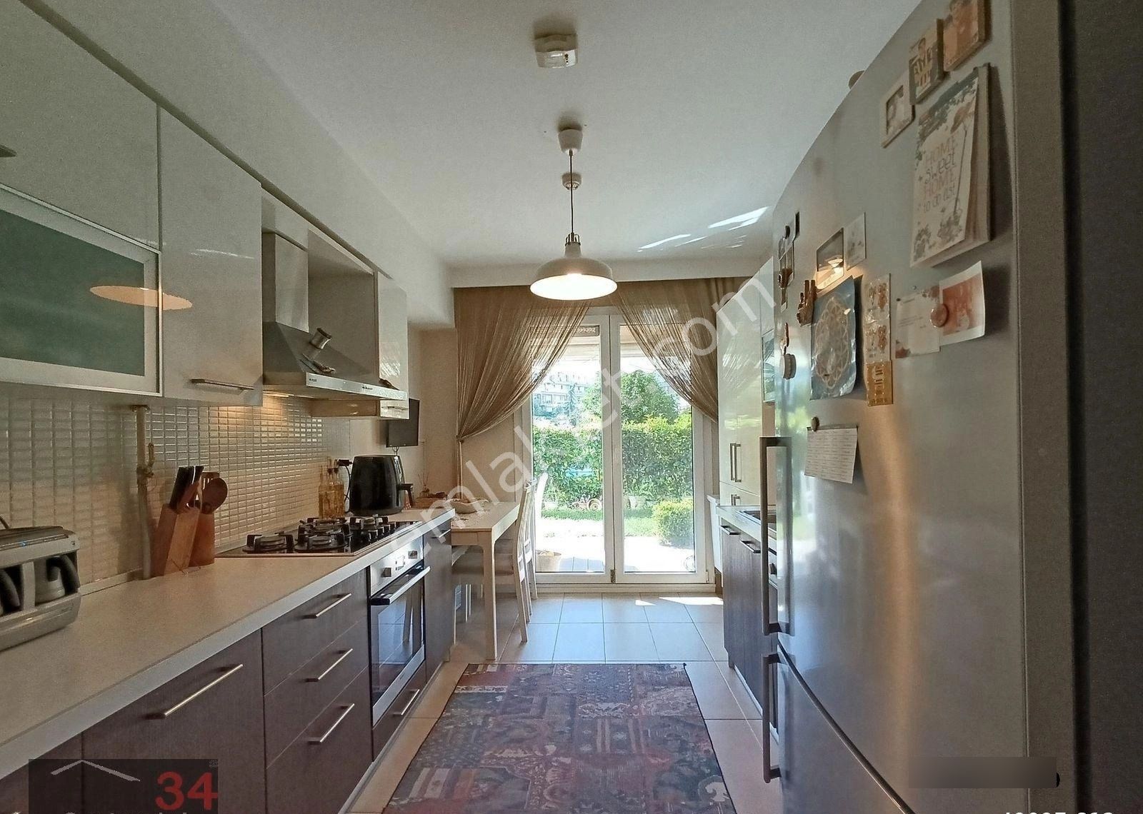 Küçükçekmece Atakent'te Satılık 3+1 Bahçe Katı, Sosyal Donatılı Lüks Site İçinde! - Görsel 10