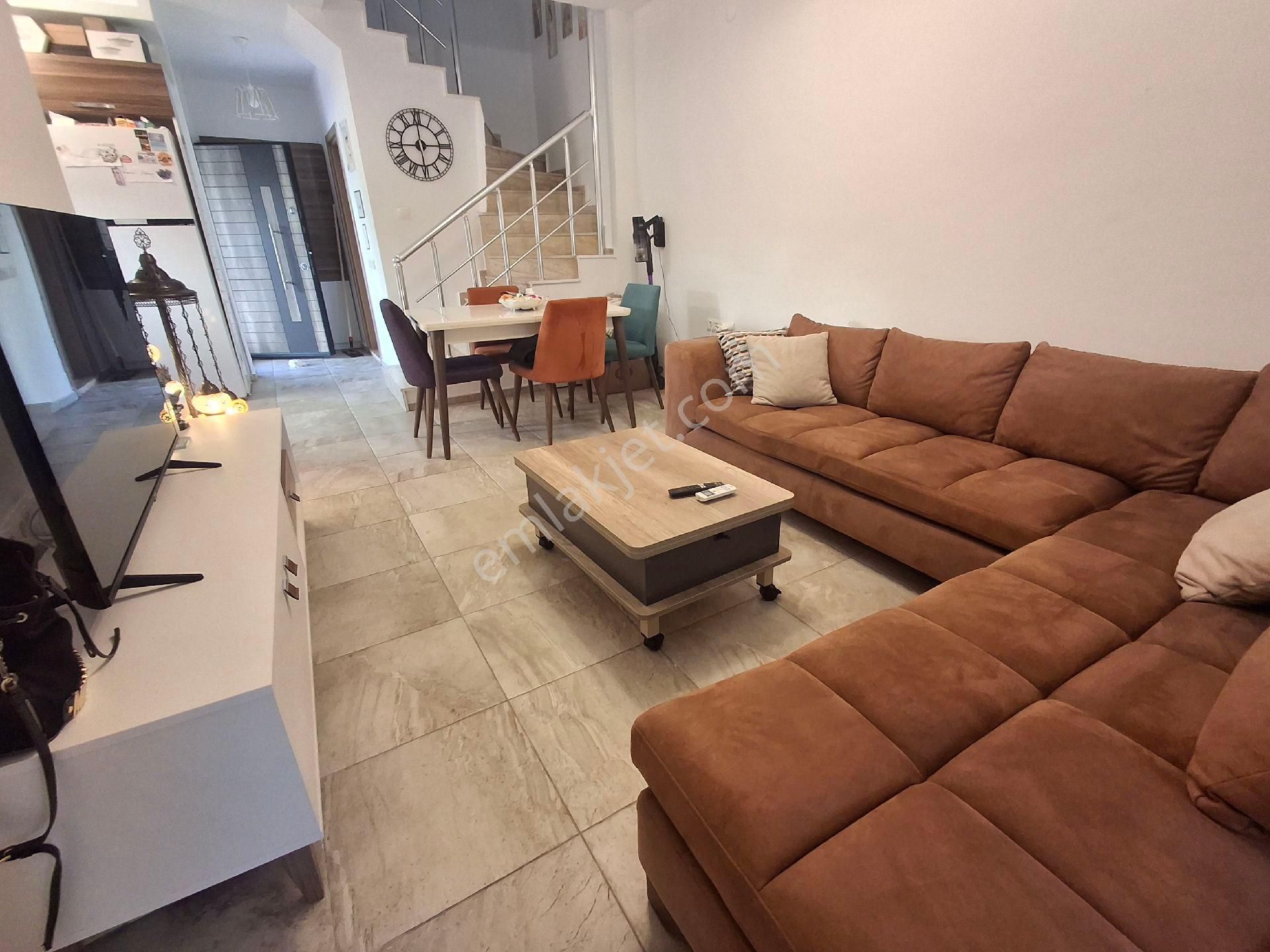 Kuşadası Davutlar Yolunda Ege Birlik Tatil Köyünde Satılık Dubleks Yazlık Villa - Görsel 7