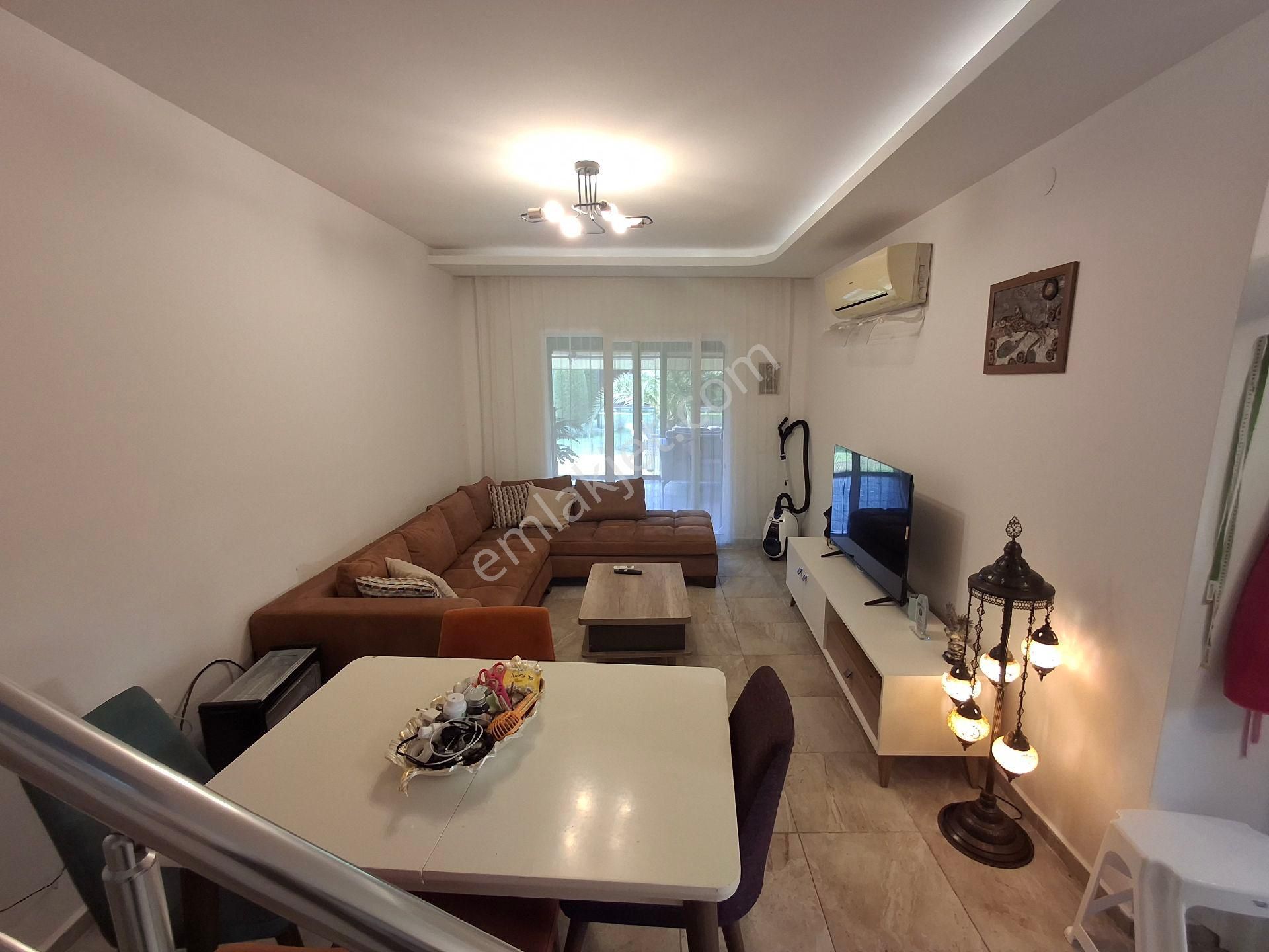 Kuşadası Davutlar Yolunda Ege Birlik Tatil Köyünde Satılık Dubleks Yazlık Villa - Görsel 6