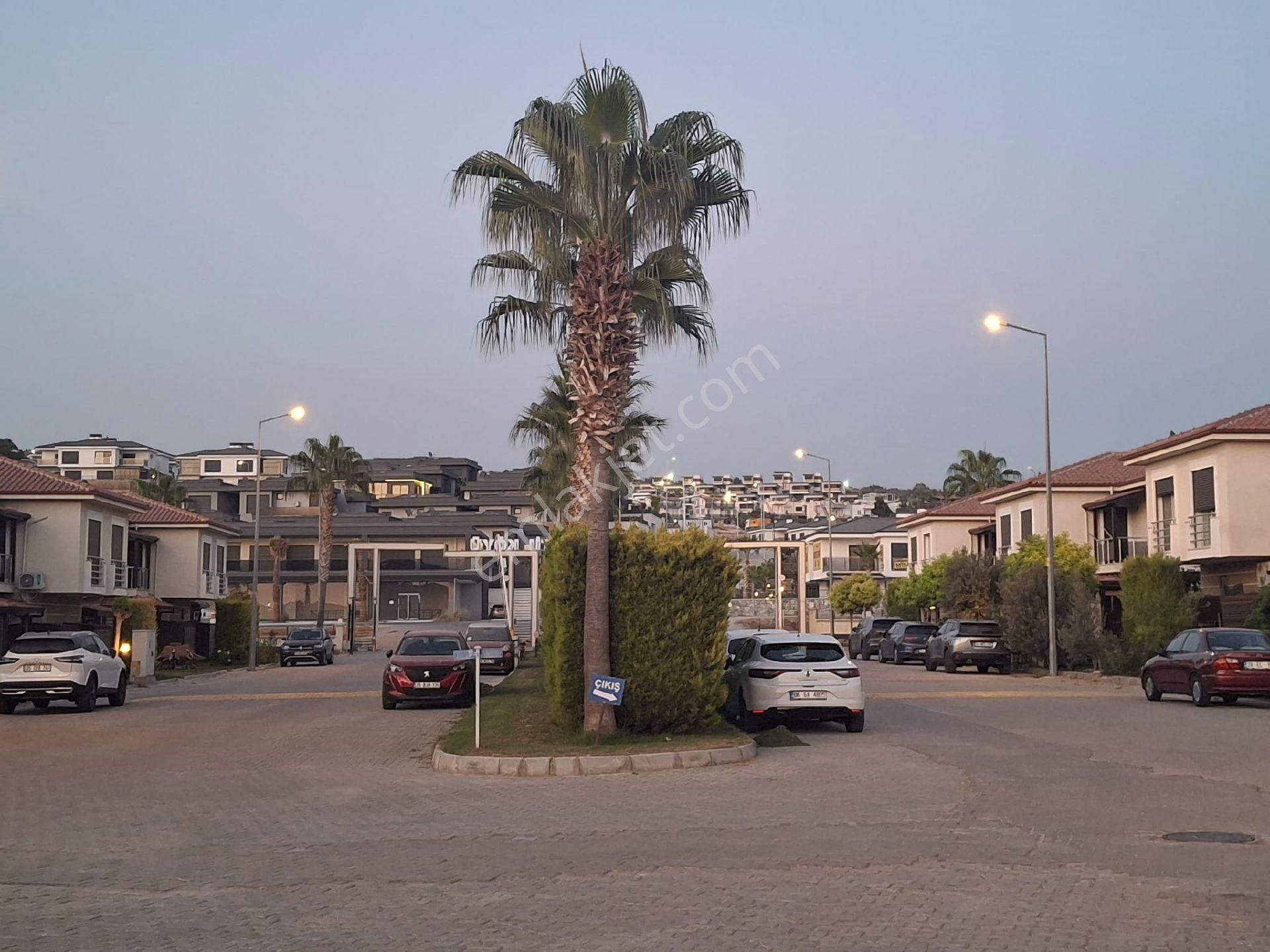 Kuşadası Davutlar Yolunda Ege Birlik Tatil Köyünde Satılık Dubleks Yazlık Villa - Görsel 33