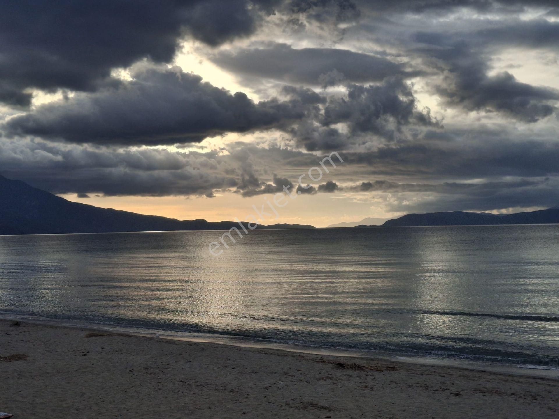 Kuşadası Davutlar Yolunda Ege Birlik Tatil Köyünde Satılık Dubleks Yazlık Villa - Görsel 32