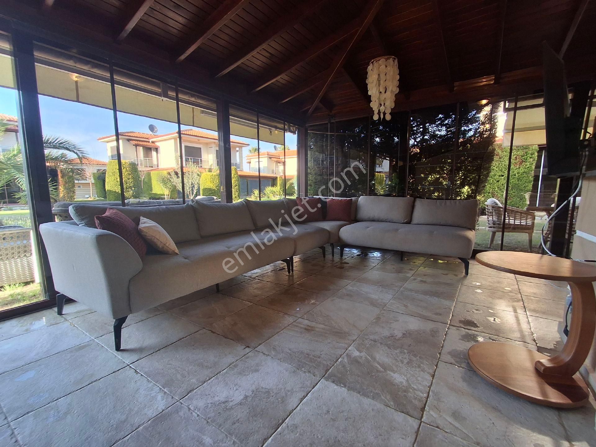 Kuşadası Davutlar Yolunda Ege Birlik Tatil Köyünde Satılık Dubleks Yazlık Villa - Görsel 23