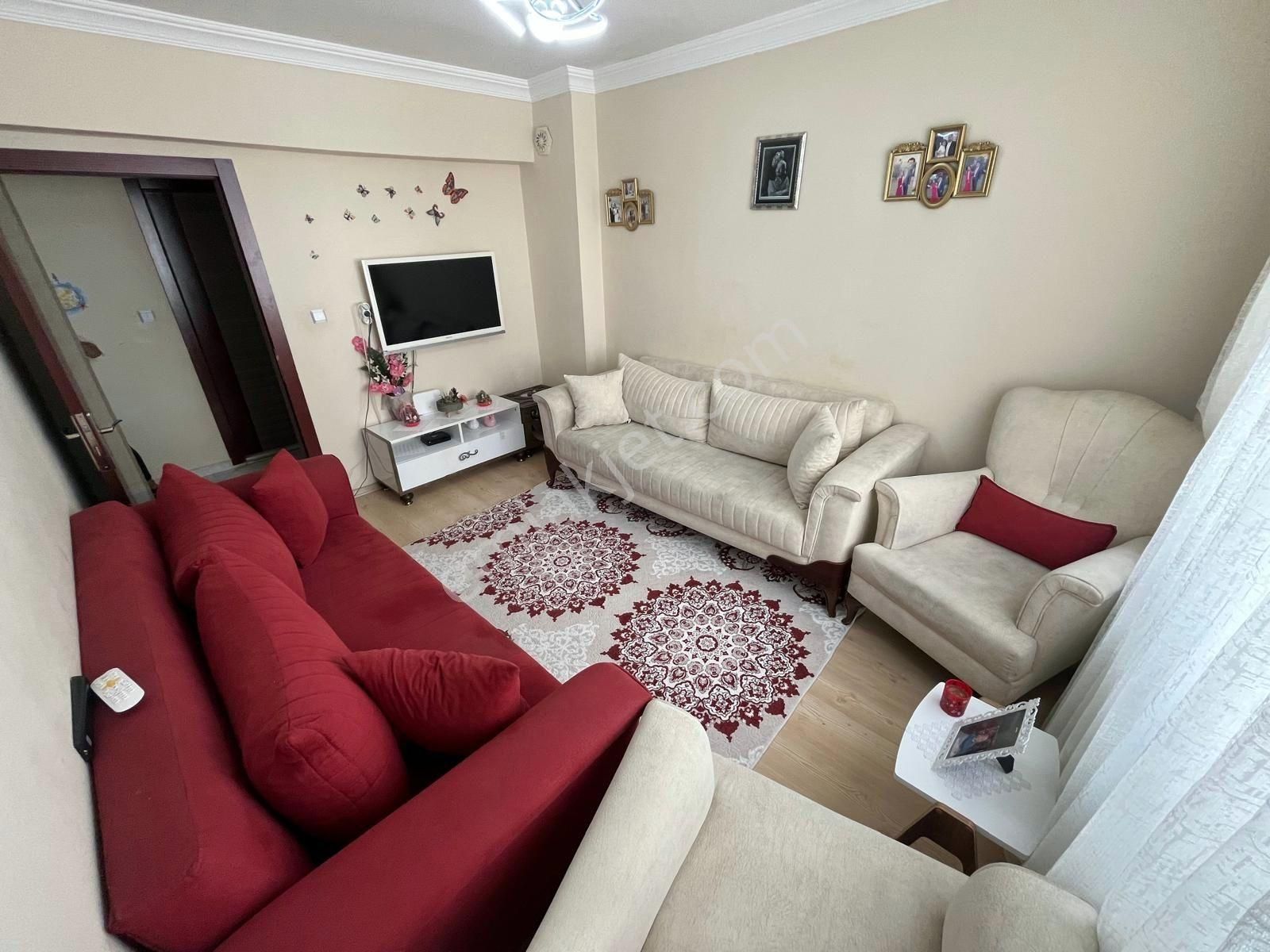 Ataparkta İskanlı Asansörlü Katta Fırsat Daire - Görsel 15