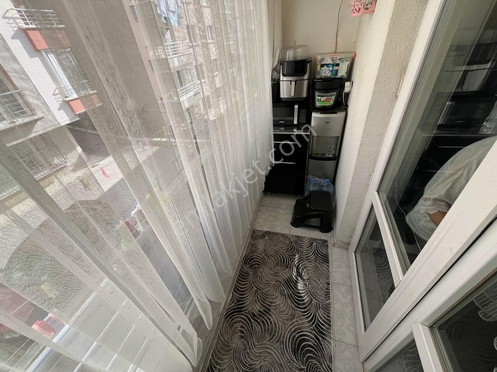 Ataparkta İskanlı Asansörlü Katta Fırsat Daire - Görsel 12