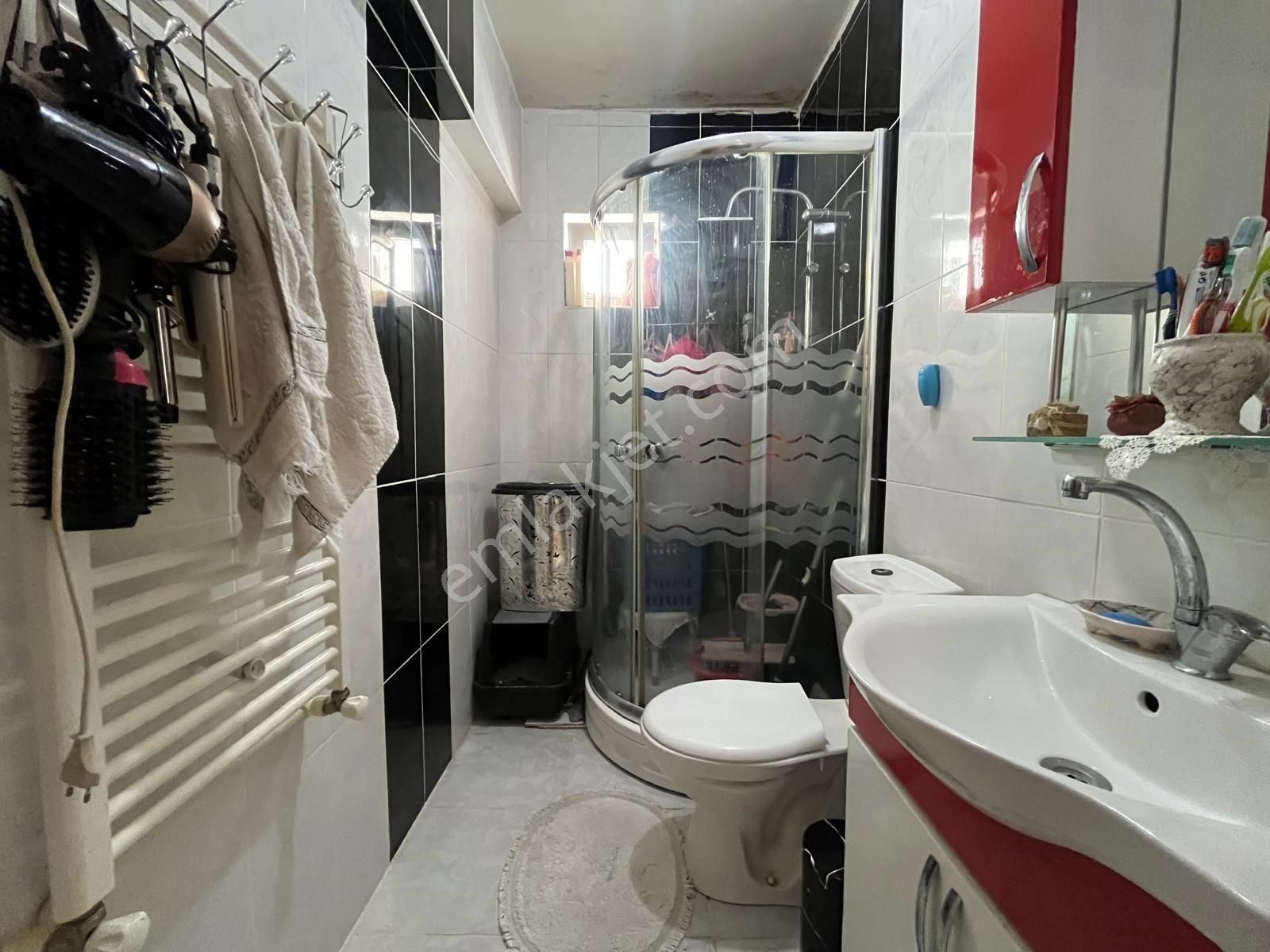 Ataparkta İskanlı Asansörlü Katta Fırsat Daire - Görsel 23