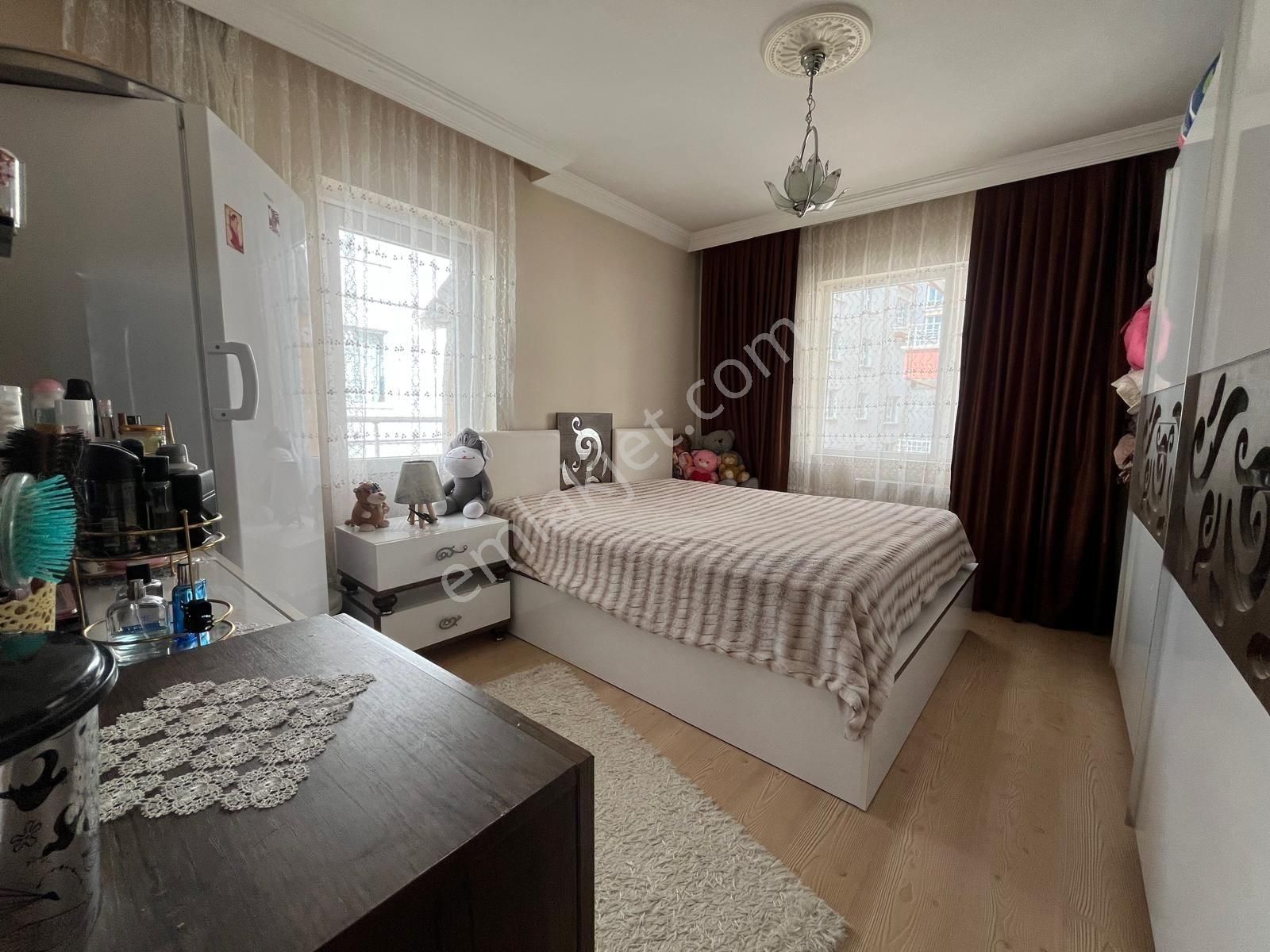 Ataparkta İskanlı Asansörlü Katta Fırsat Daire - Görsel 20