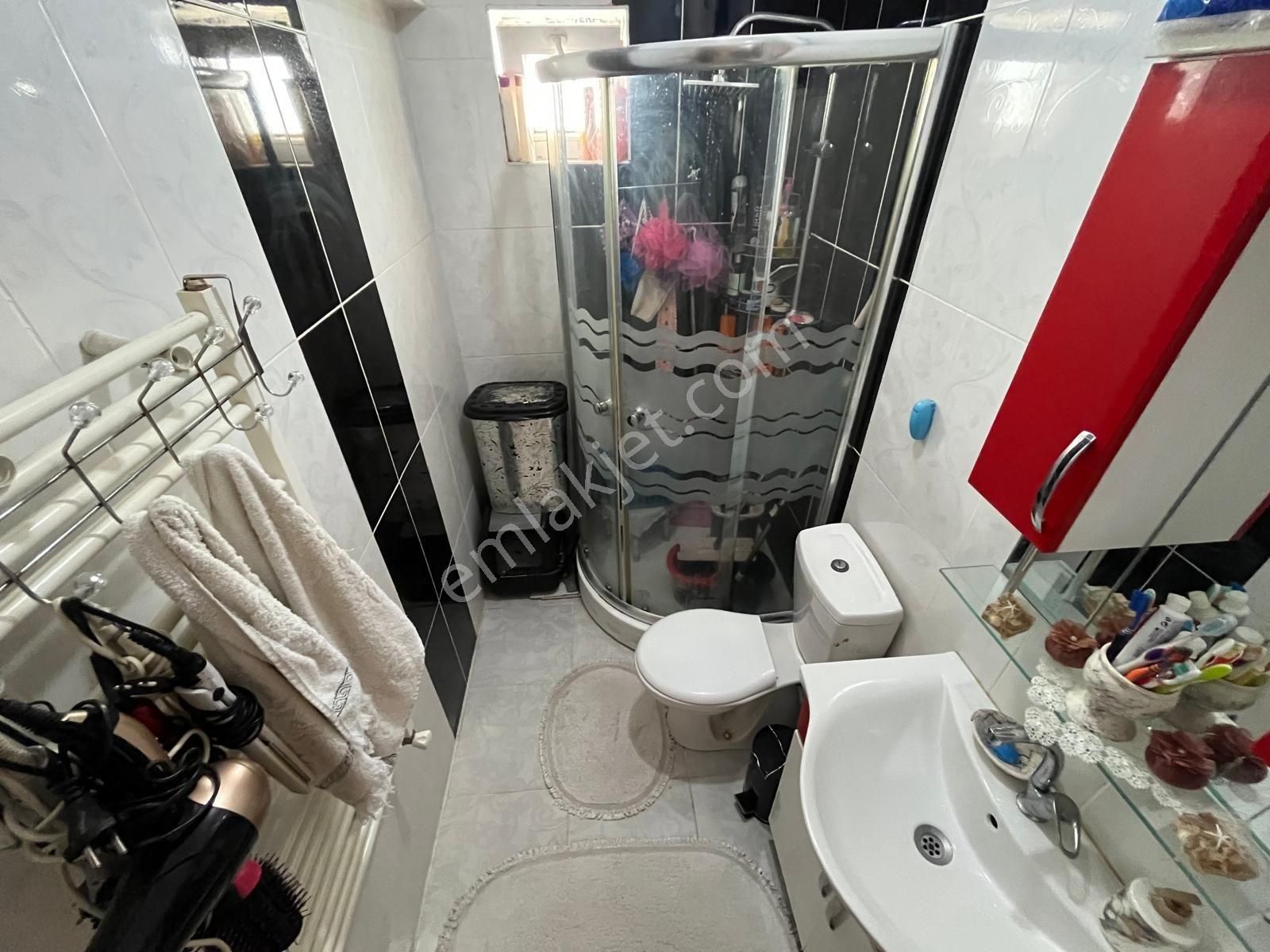 Ataparkta İskanlı Asansörlü Katta Fırsat Daire - Görsel 24