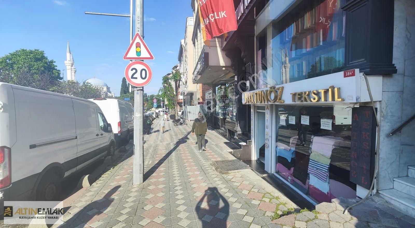 Zeytinburnu Seyitnizam Caddesinde 625m2 Satılık Dükkan - Görsel 5