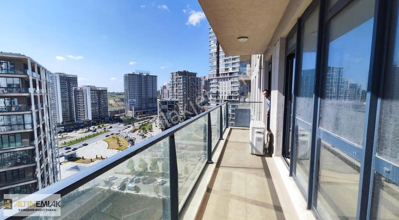 Adım İstanbul Sitesi'nde 4+1 Kiralık Daire/for Rent - Görsel 3