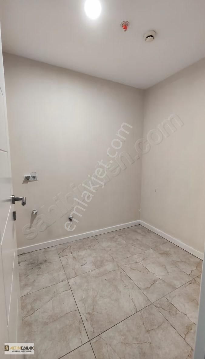 Adım İstanbul Sitesi'nde 4+1 Kiralık Daire/for Rent - Görsel 12
