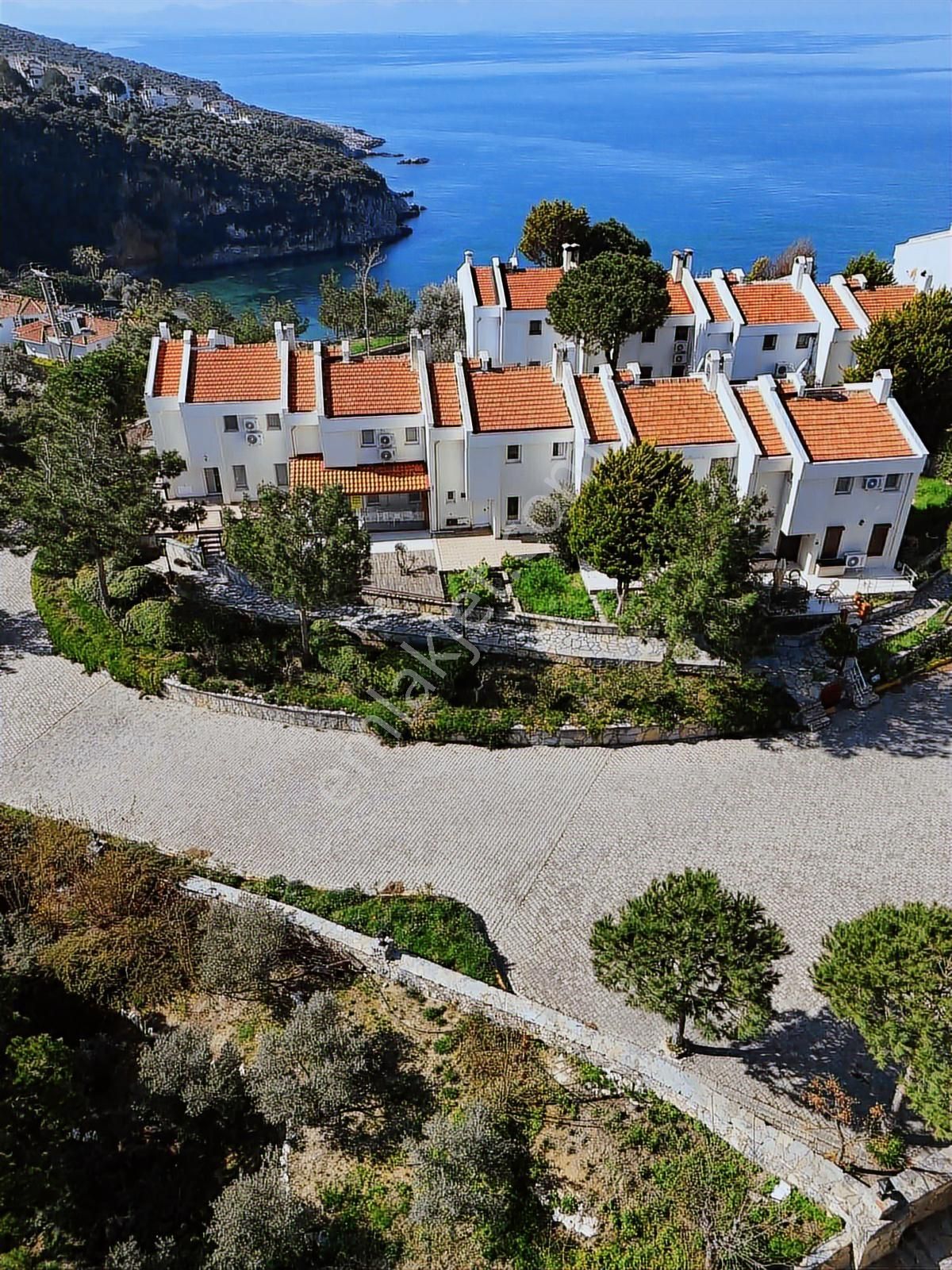 Ege Menderes Sitesi Kuştur | Denize Sıfır 3+1 | Güvenik Havuzlu - Görsel 15