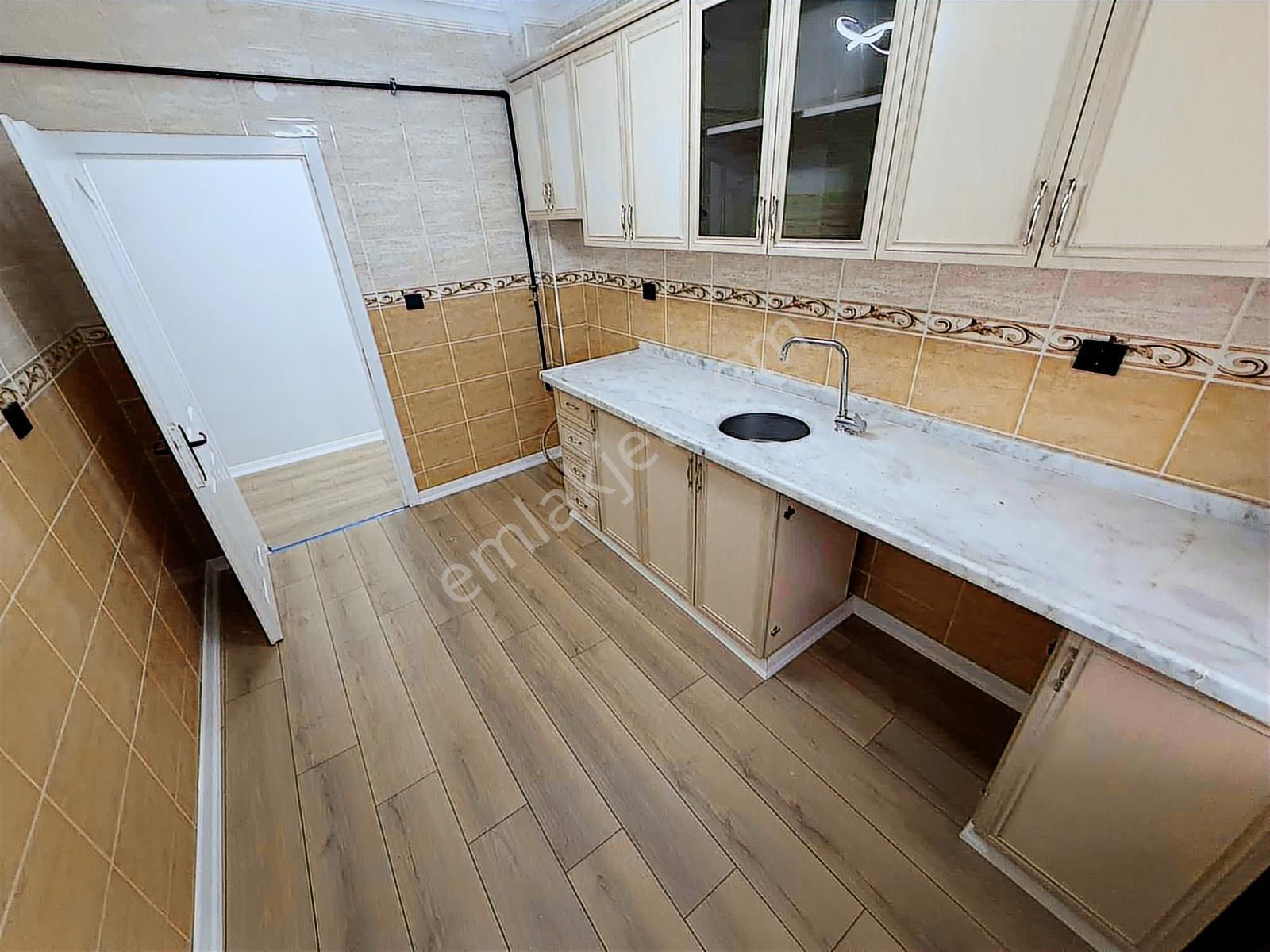 A L C Den Mareşal Çakmak Mah. Salon Bağımsız Asansörlü 3+1 Daire - Görsel 8