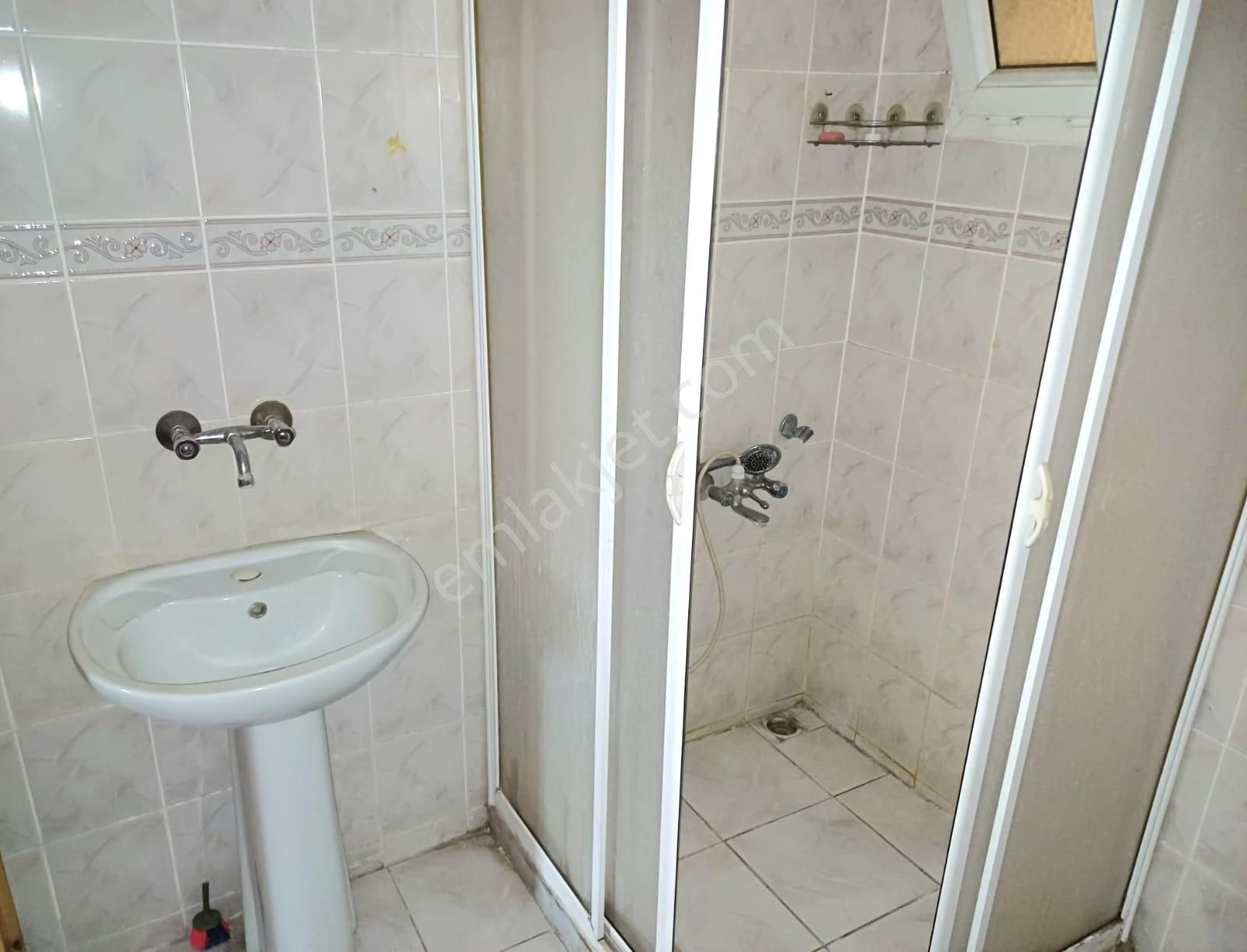 Menemen Esatpaşa Da Metro Yakınında Kiralık Ara Kat 2+1 Daire.. - Görsel 18