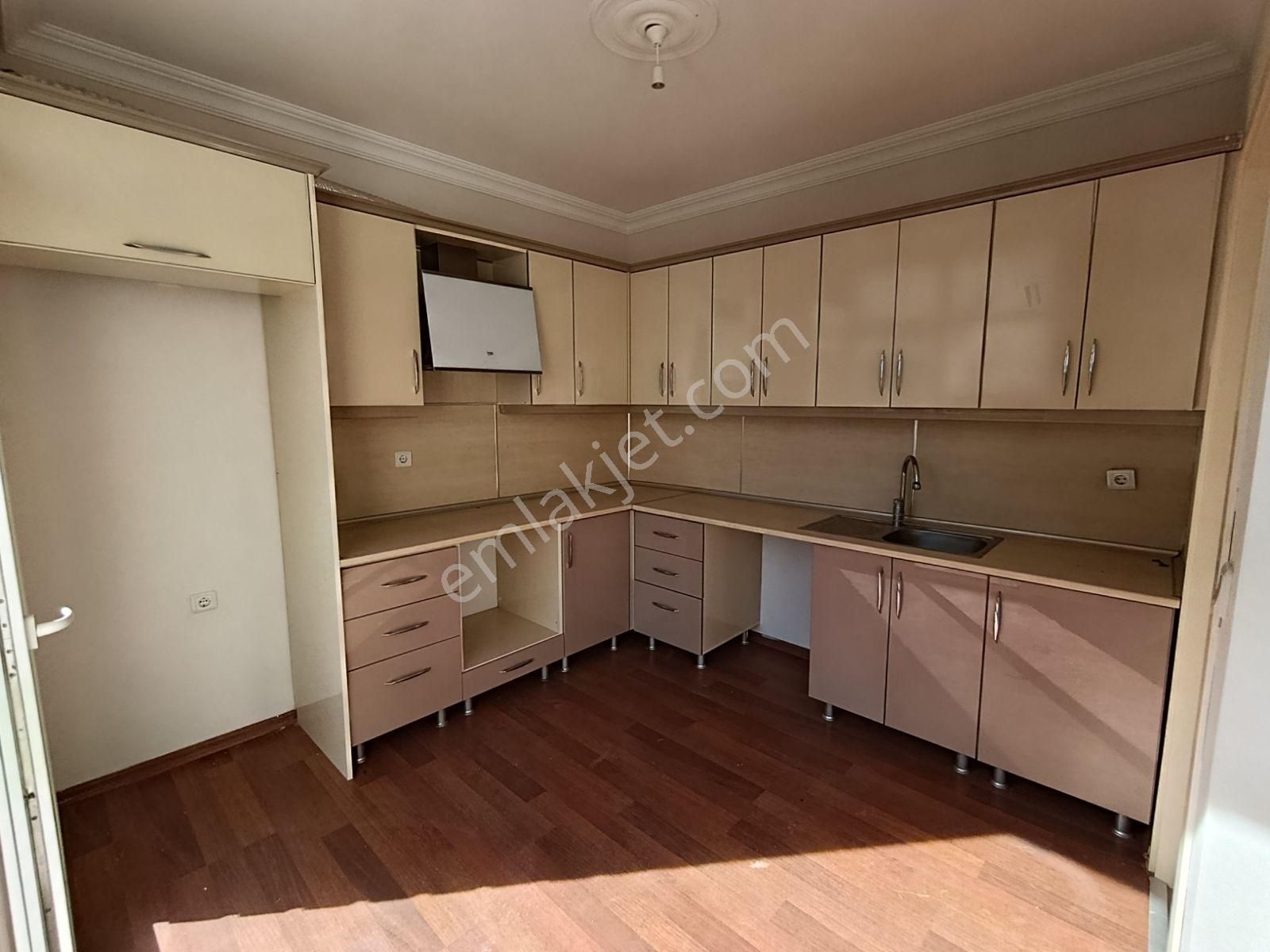 Sarımsaklı'da Plaja Çok Yakın Bakımlı Villa (önü Açık) - Görsel 19