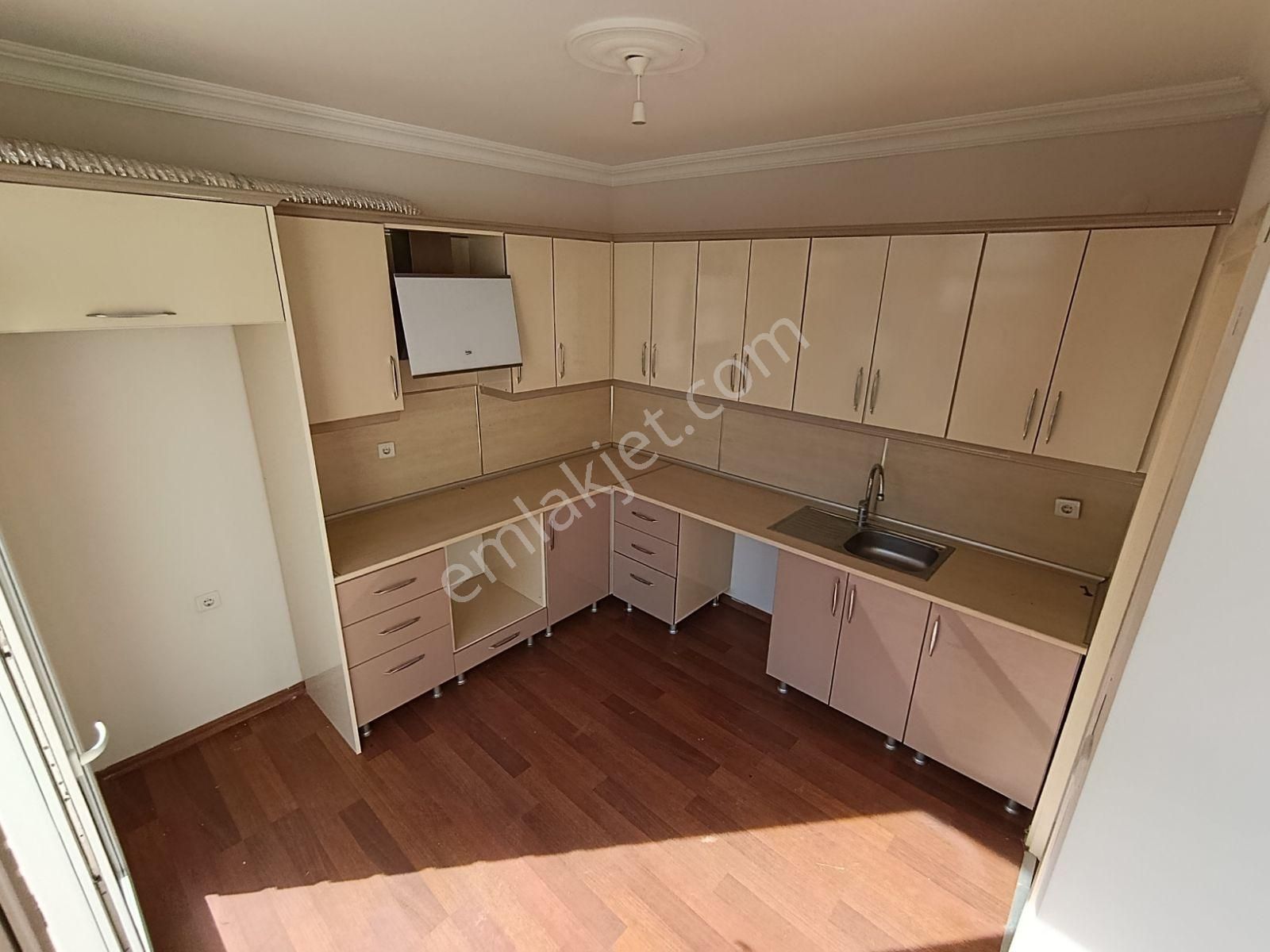 Sarımsaklı'da Plaja Çok Yakın Bakımlı Villa (önü Açık) - Görsel 6