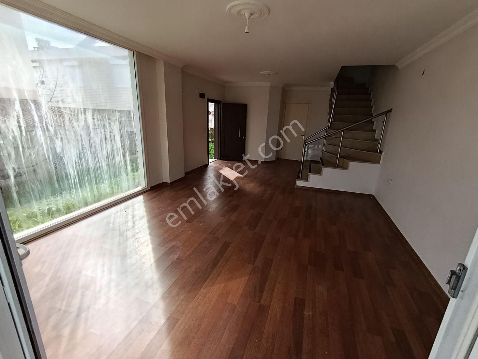 Sarımsaklı'da Plaja Çok Yakın Bakımlı Villa (önü Açık) - Görsel 20